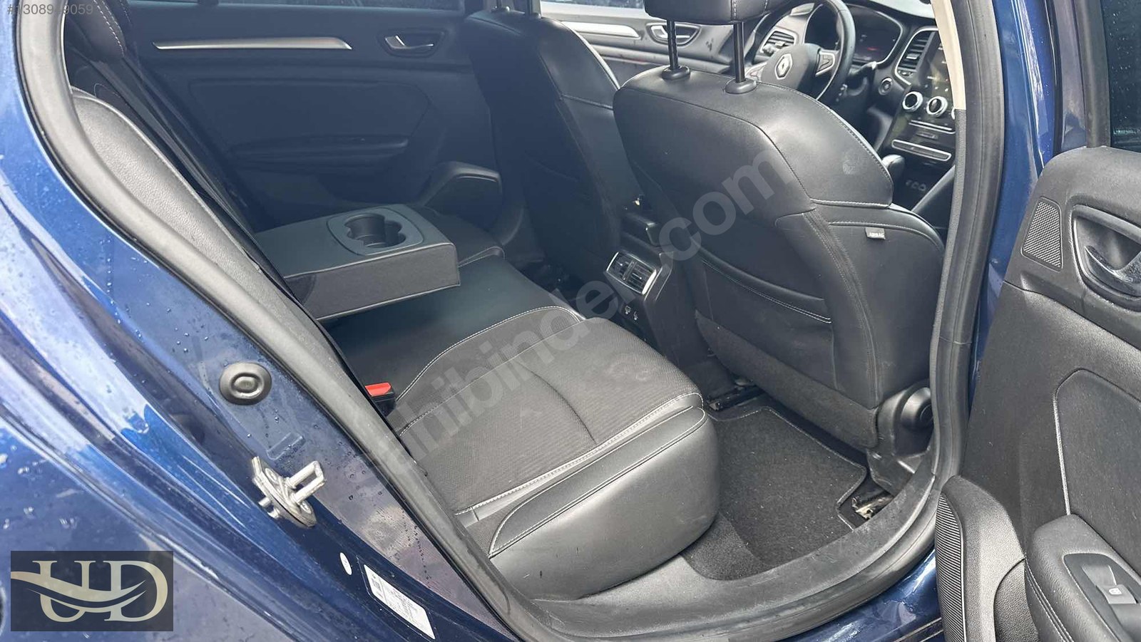 2023 MODEL MEGANE 1.3TCE İCON 74.000km TR DE EN UYGUN