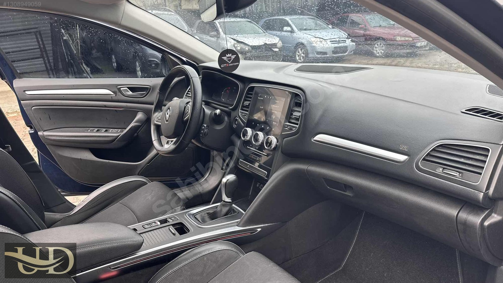 2023 MODEL MEGANE 1.3TCE İCON 74.000km TR DE EN UYGUN