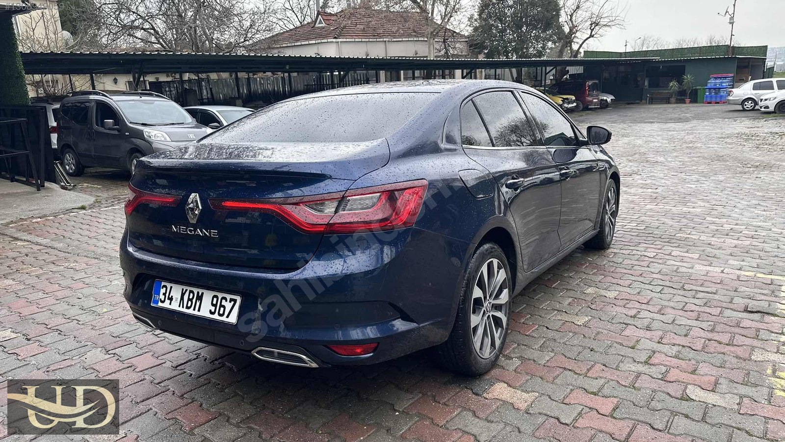 2023 MODEL MEGANE 1.3TCE İCON 74.000km TR DE EN UYGUN