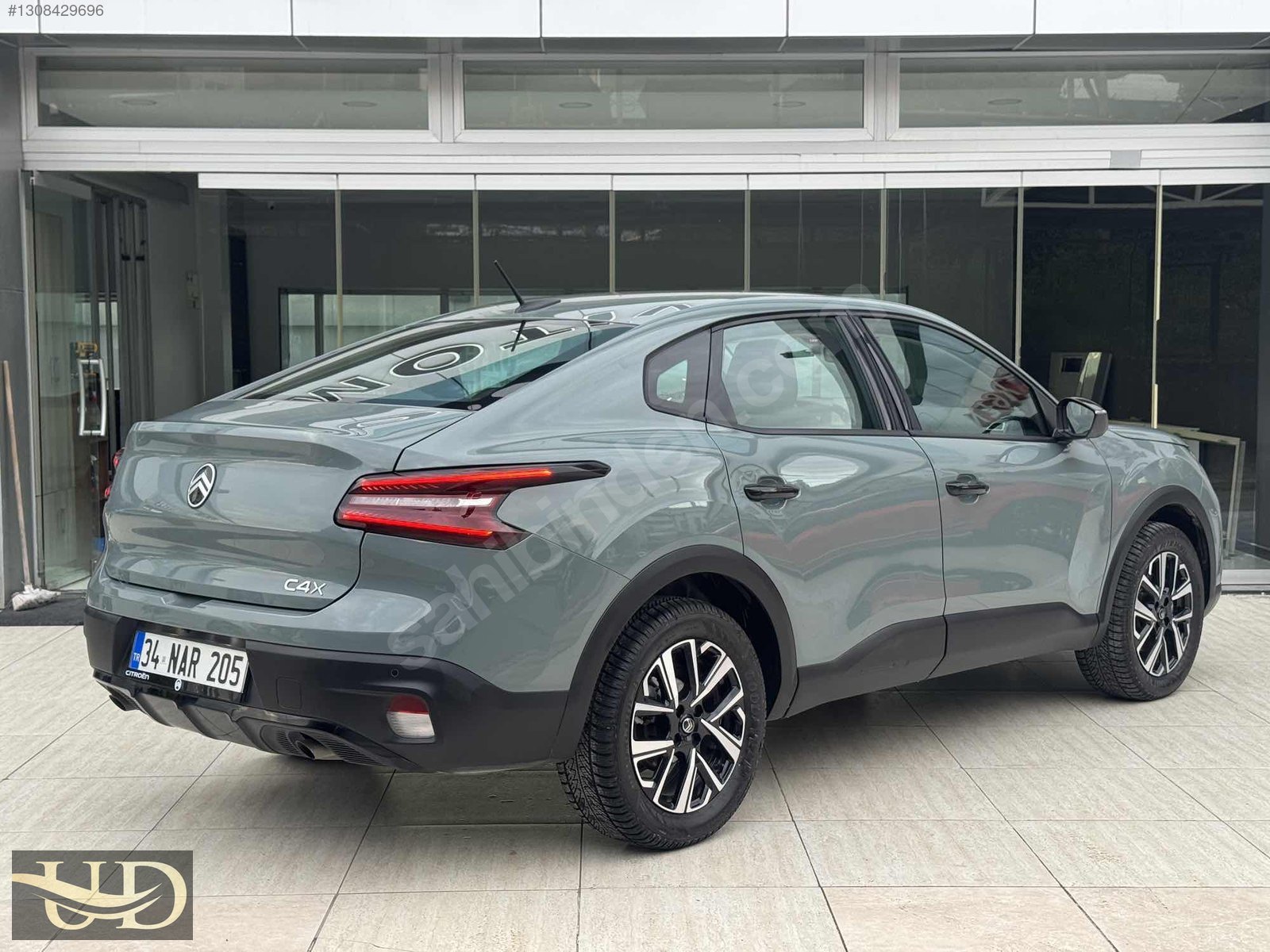 2025 MODEL C4 X BOYA DEĞİŞEN YOK S BAKIMLI GARANTİLİ ÖZEL RENK