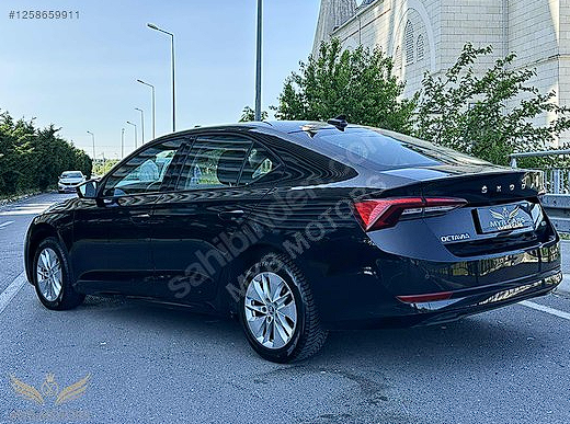 2021 HATASIZ SKODA OCTAVİA 1.0 E-TECH ELİTE 64.000 KM ototaksitle ile 