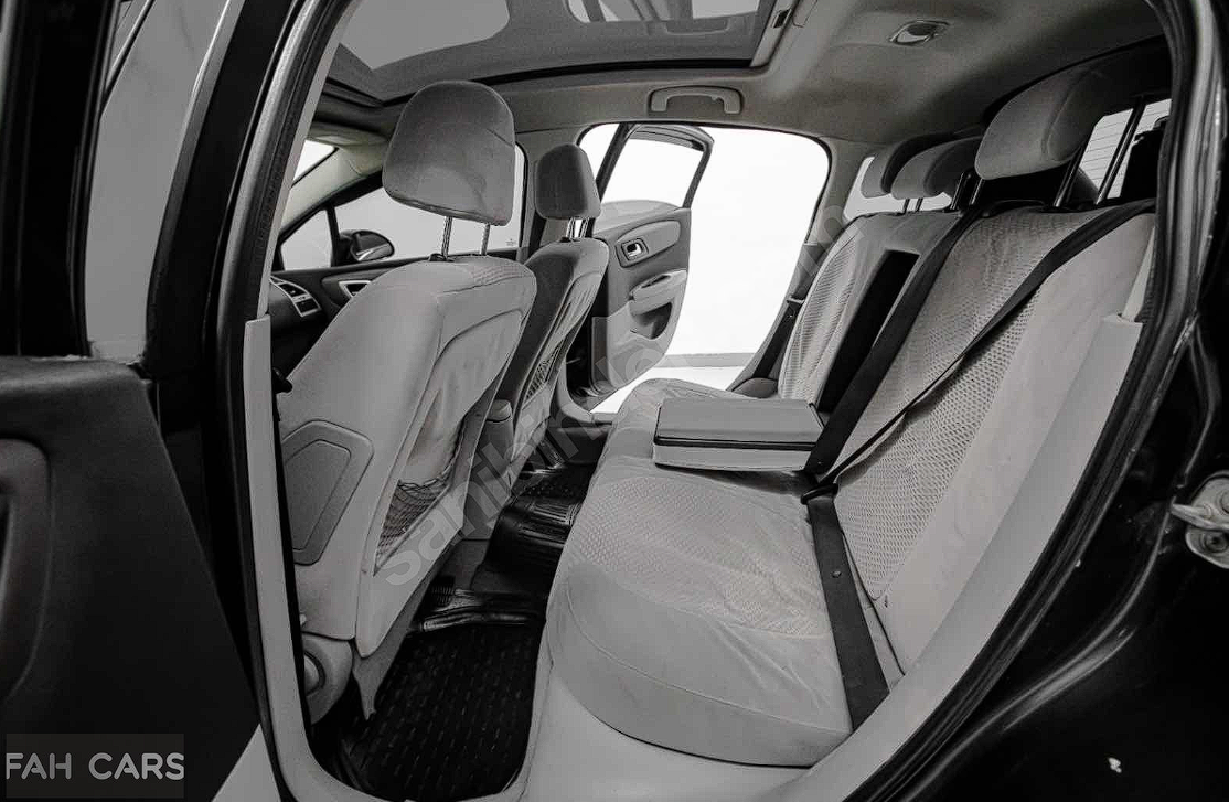 **150 PEŞİN İLE TERTEMİZ CAM TAVANLI OTOMATİK C4** ototaksitle