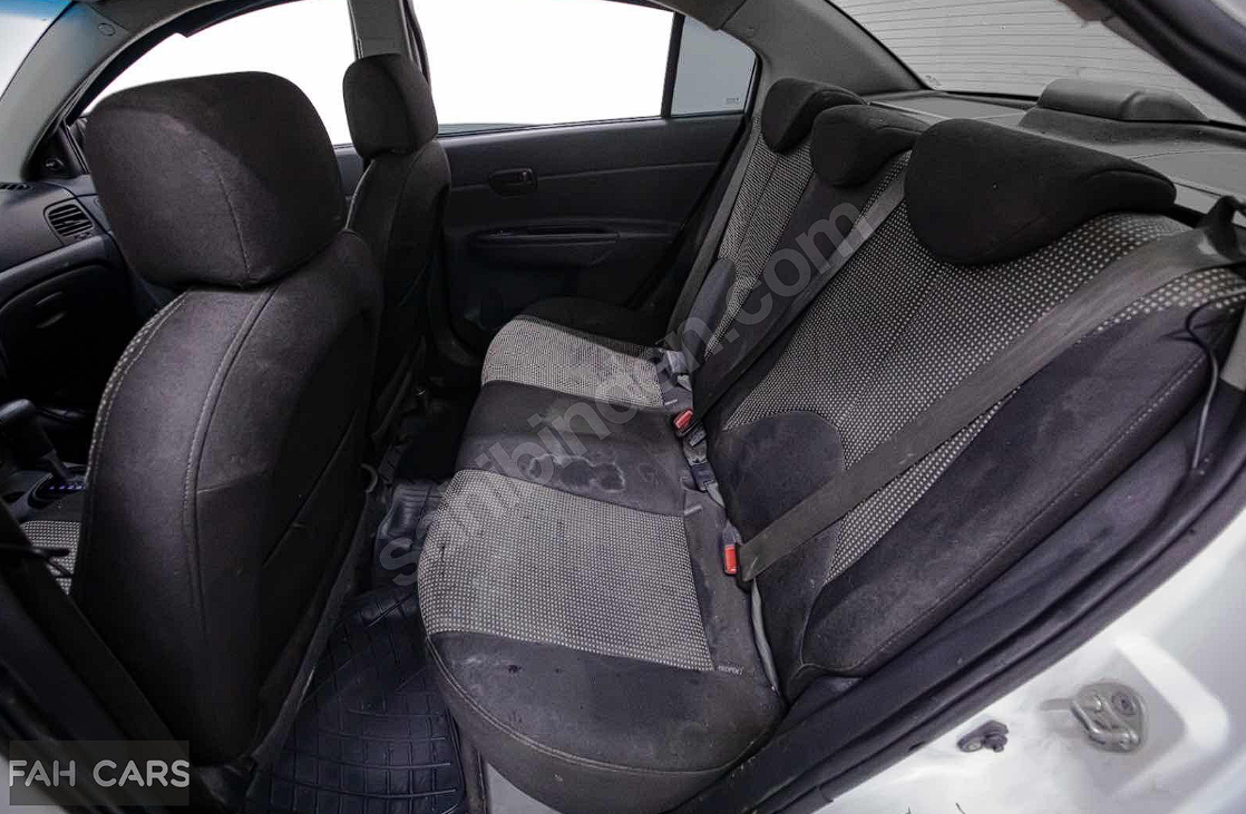 **170.000 PEŞİNLE** DİZEL-OTOMATİK TERTEMİZ ACCENT ERA ototaksitle