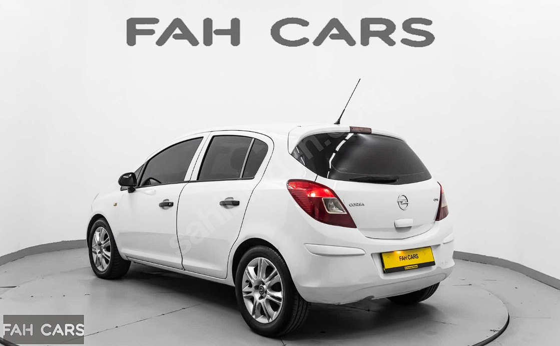 **120 PEŞİN İLE TERTEMİZ OPEL CORSA** ototaksitle
