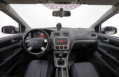 **150 BİN TL PEŞİN İLE TERTEMİZ FORD FOCUS HATCHBACK** oto taksitle ar