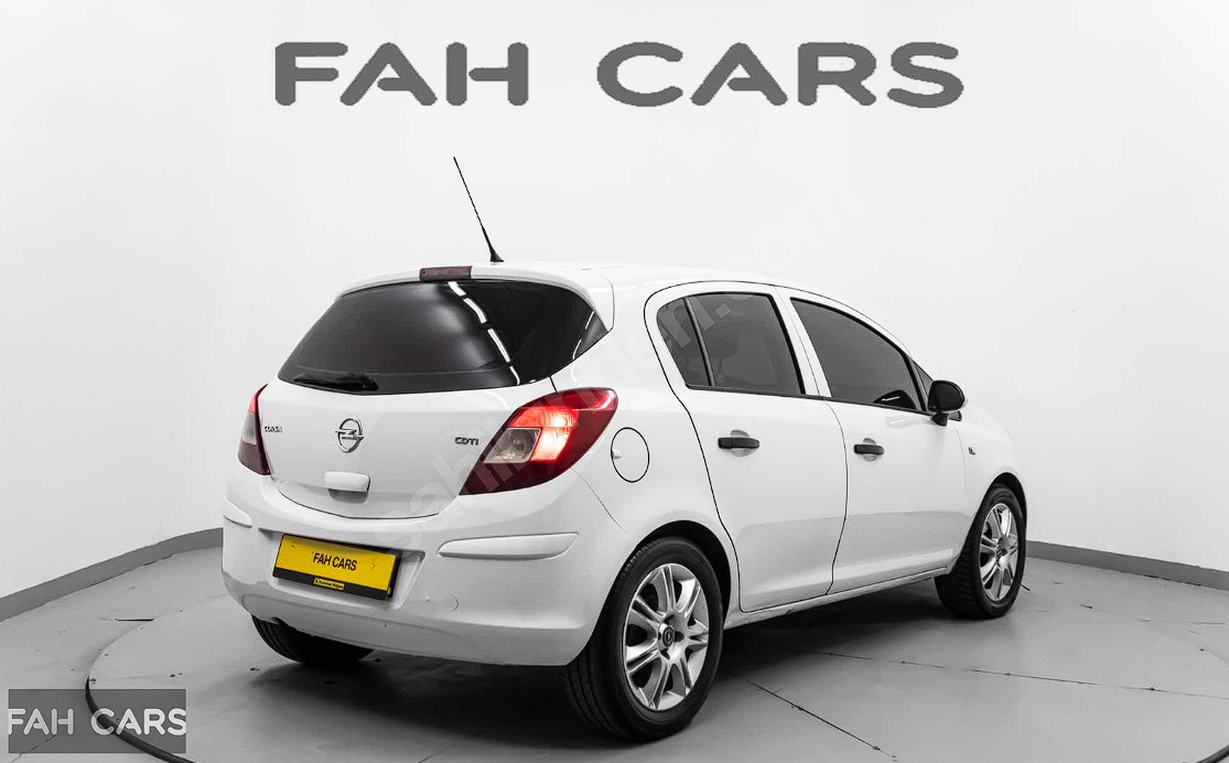 **120 PEŞİN İLE TERTEMİZ OPEL CORSA** ototaksitle