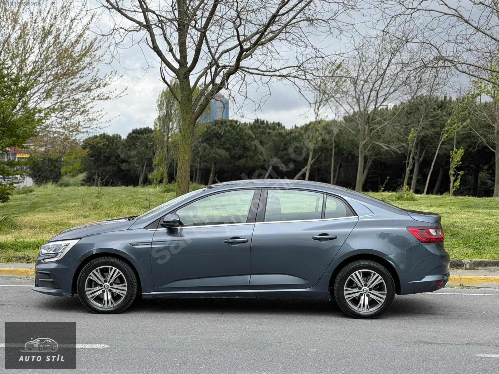 2023 MEGANE 1.5 BLUE DCİ TOUCH+ HAYALET EKRAN senetle satış senetle ar