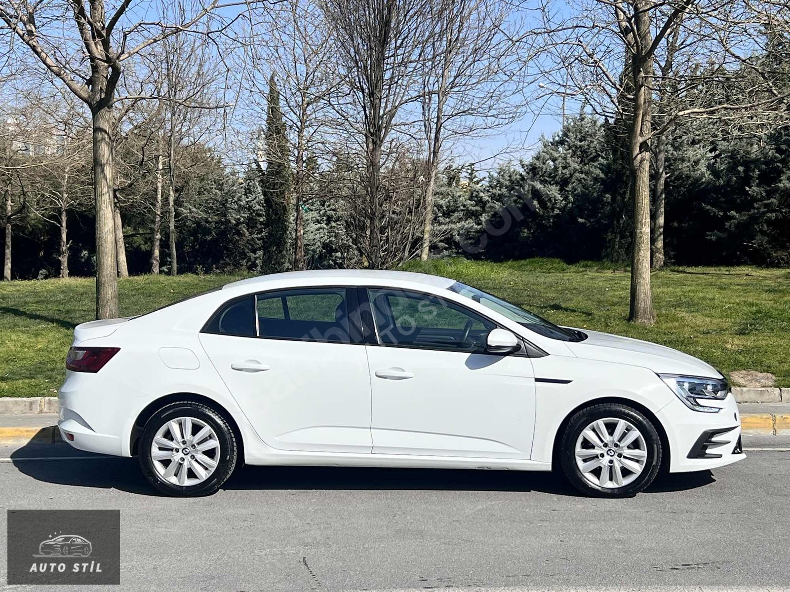 2022 MEGANE DİZEL OTOMATİK 130.000 KM...1.5 Blue DCI Joy 