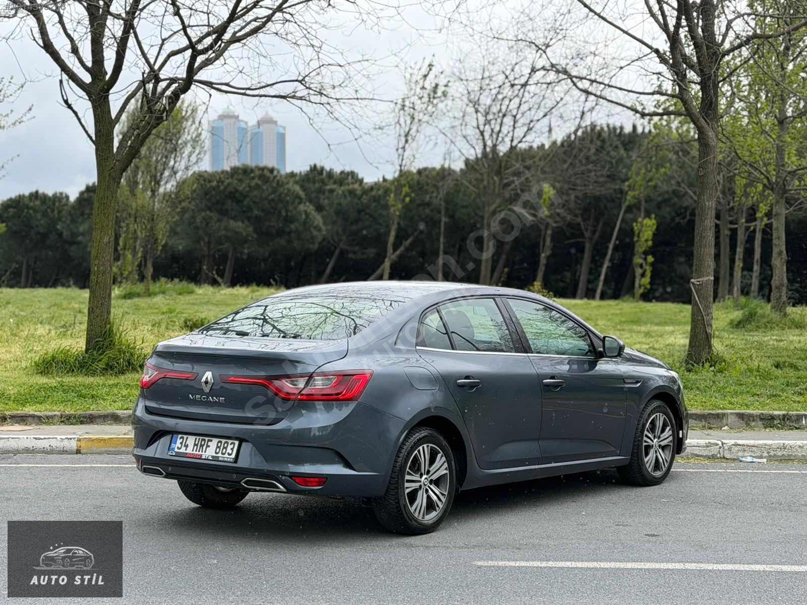 2023 MEGANE 1.5 BLUE DCİ TOUCH+ HAYALET EKRAN senetle satış senetle ar