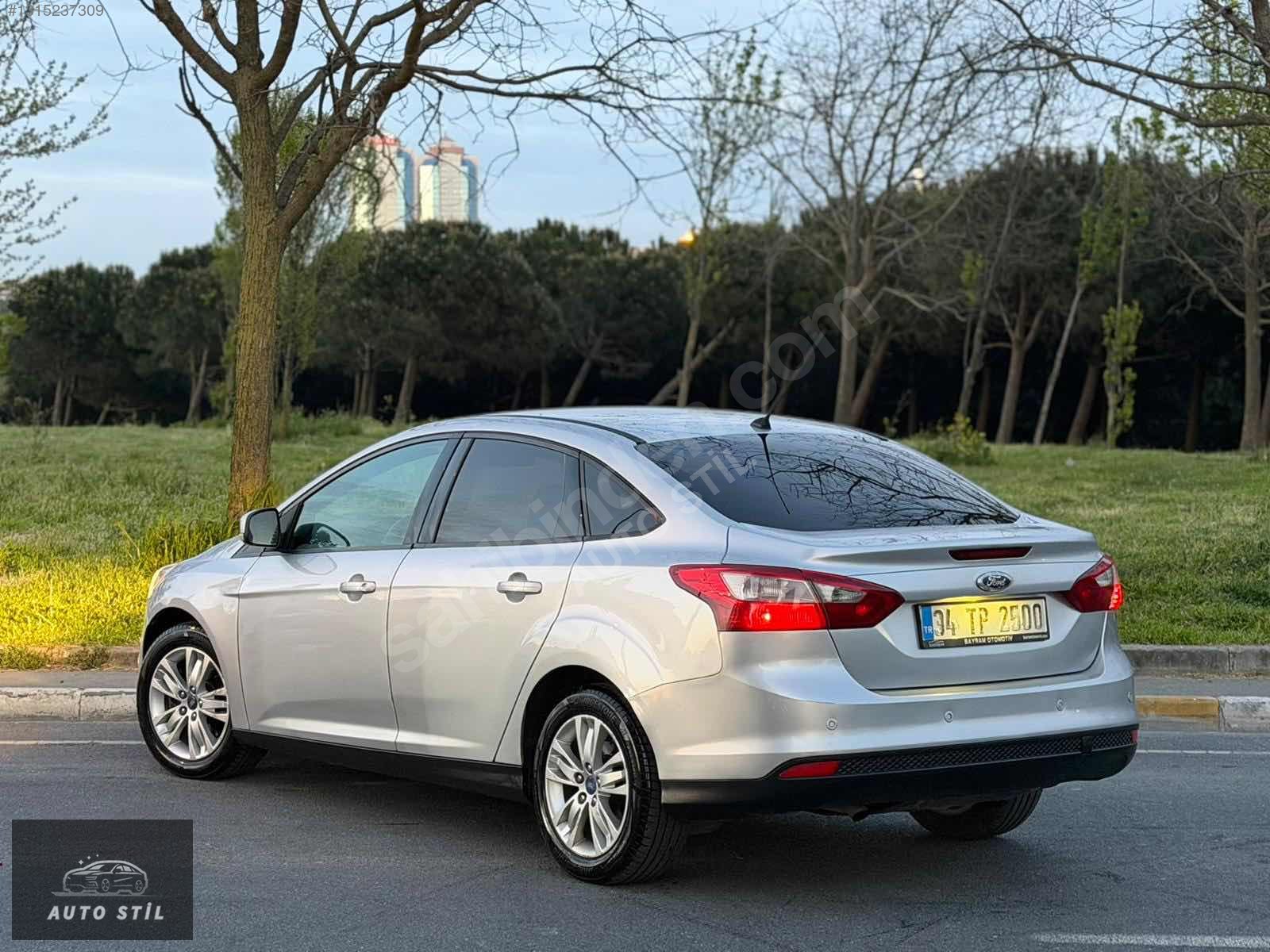 2012 FORD FOCUS 1.6 TDCI STYLE MASRAFSIZ Style kredi kartına taksitle