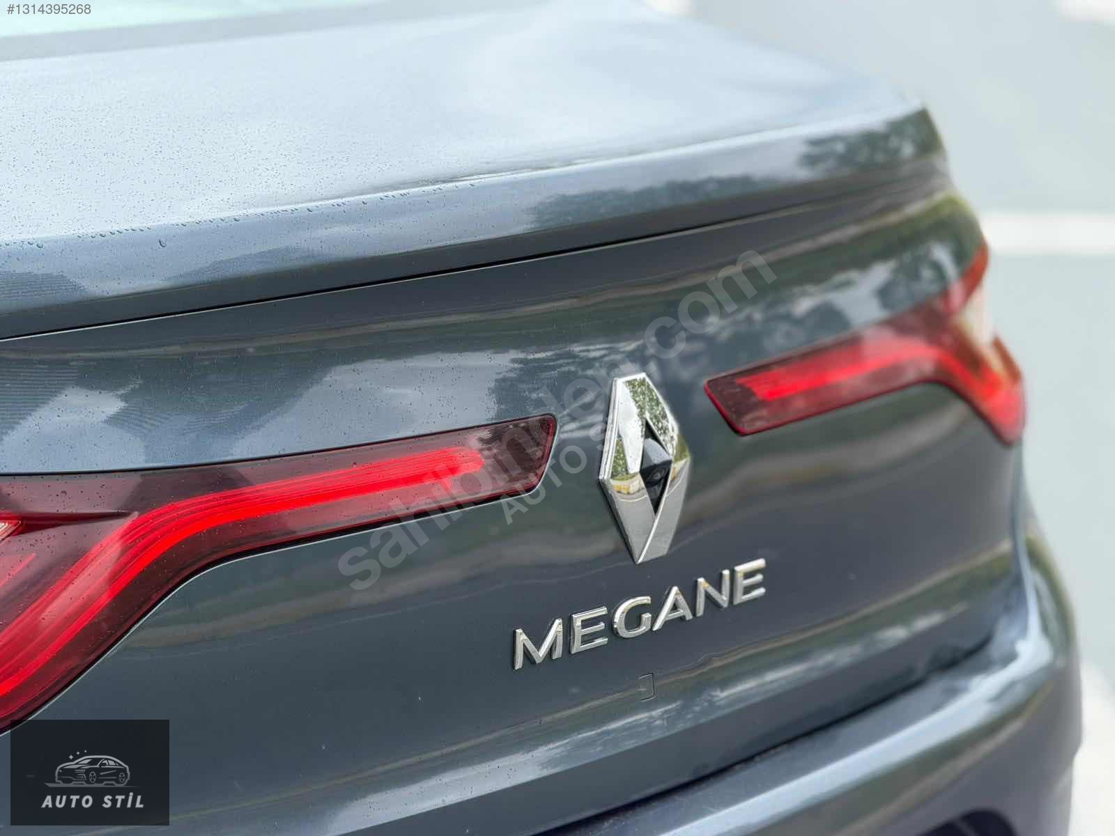 2023 MEGANE 1.5 BLUE DCİ TOUCH+ HAYALET EKRAN senetle satış senetle ar