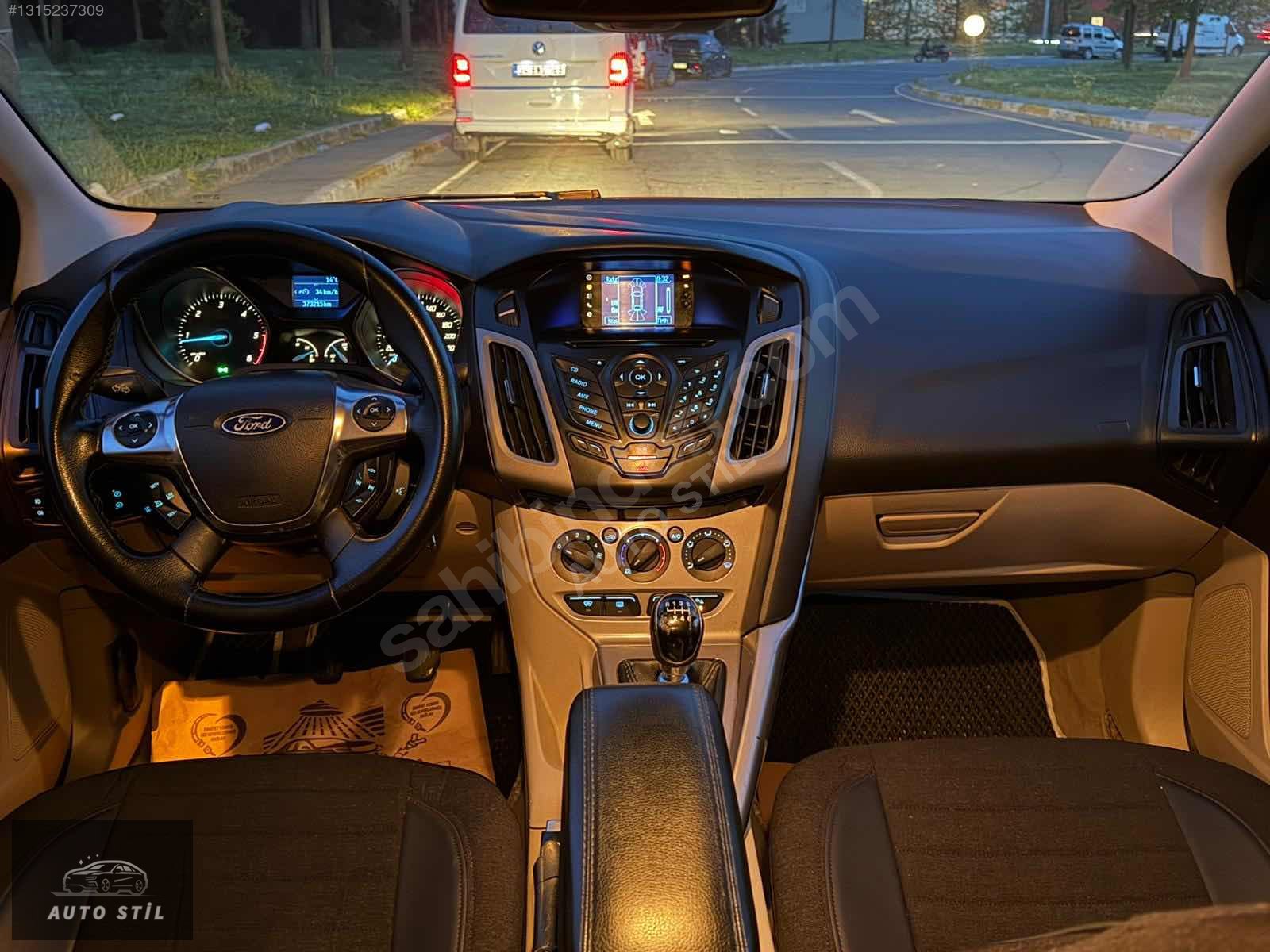 2012 FORD FOCUS 1.6 TDCI STYLE MASRAFSIZ Style kredi kartına taksitle