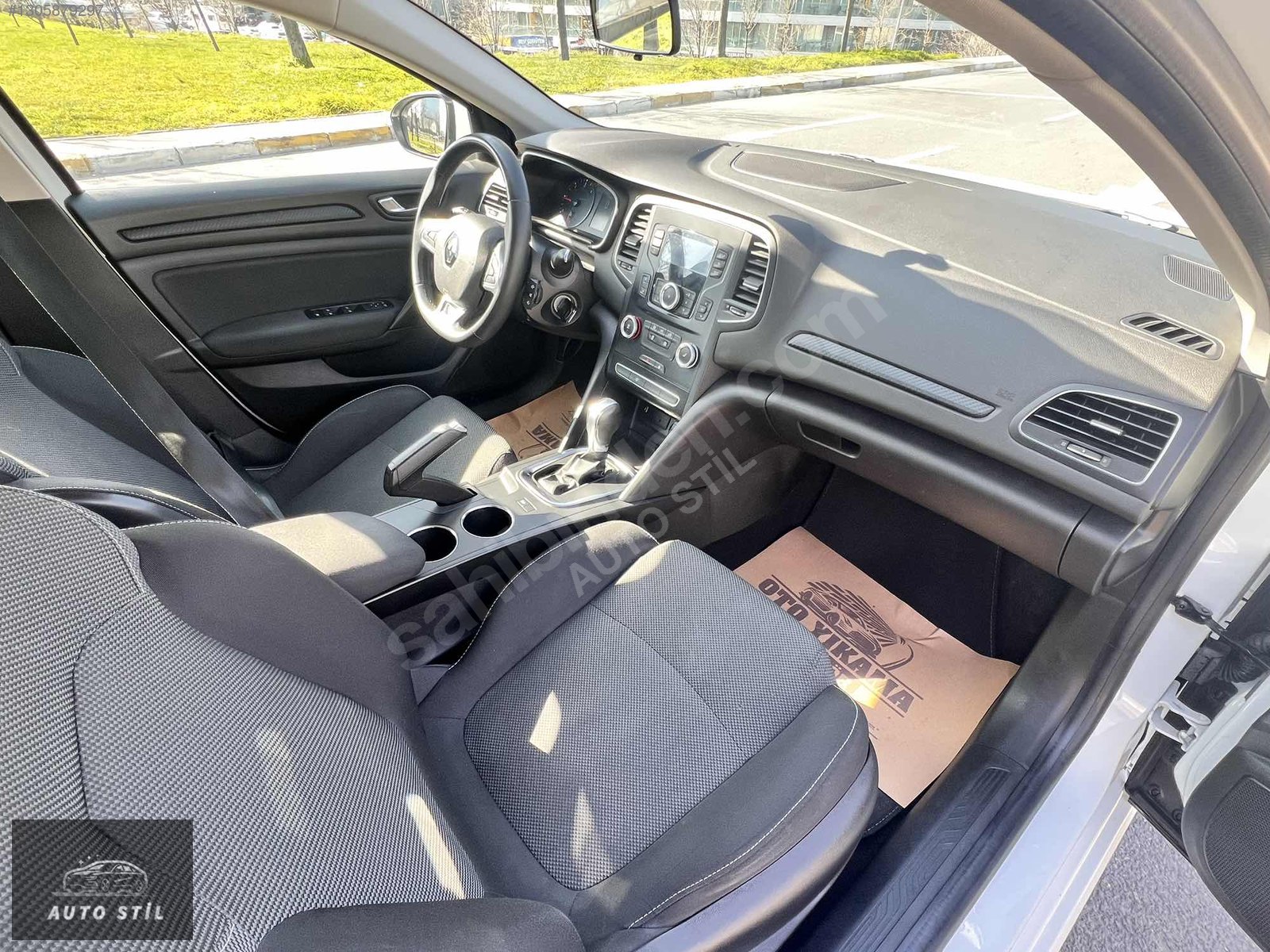 2022 MEGANE DİZEL OTOMATİK 130.000 KM...1.5 Blue DCI Joy 