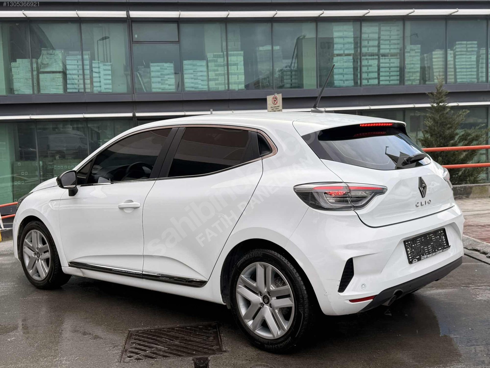 18OOO KM BOYASIZ 2024 CLIO EVOLUTION GSR 2 PKT % 20KDV senetle vadeli 