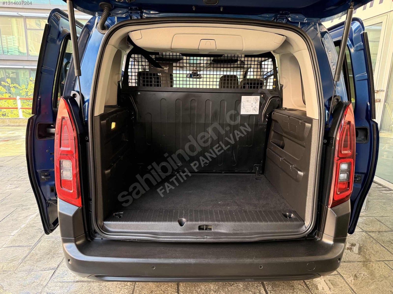 37OOO KM BOYASIZ 2023 DOBLO 1.5 PREMIO PLUS CAM TAVAN OTOMATİK