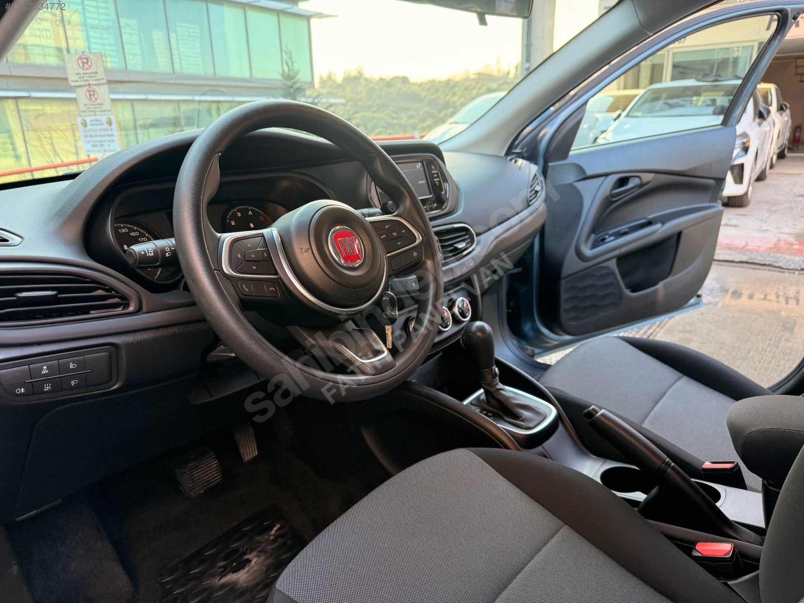 8 OOO KM 2025 EGEA 1.6 EASY OTOMATİK GSR HATASIZ %20 KDV en uygun araç