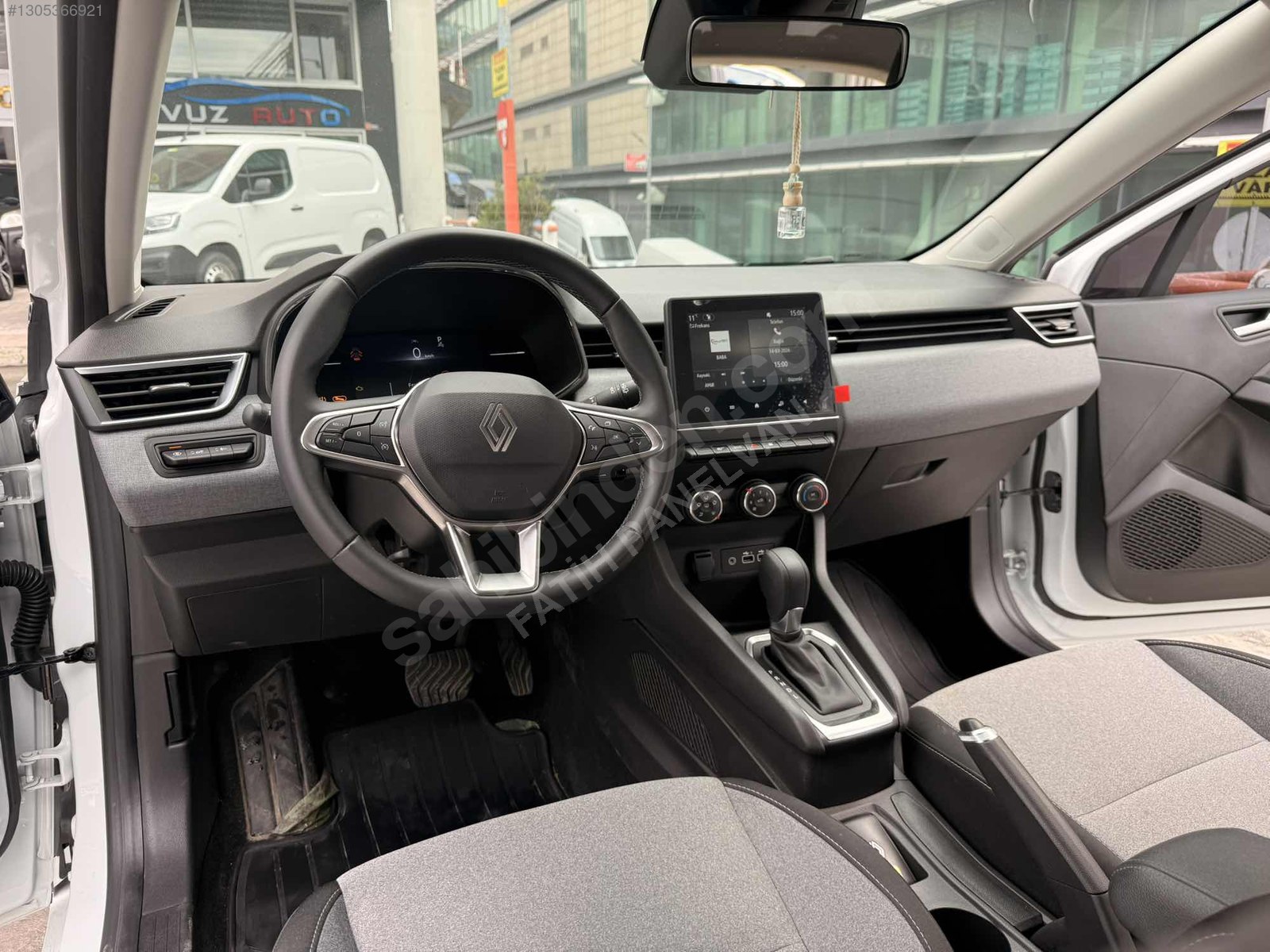 18OOO KM BOYASIZ 2024 CLIO EVOLUTION GSR 2 PKT % 20KDV senetle vadeli 