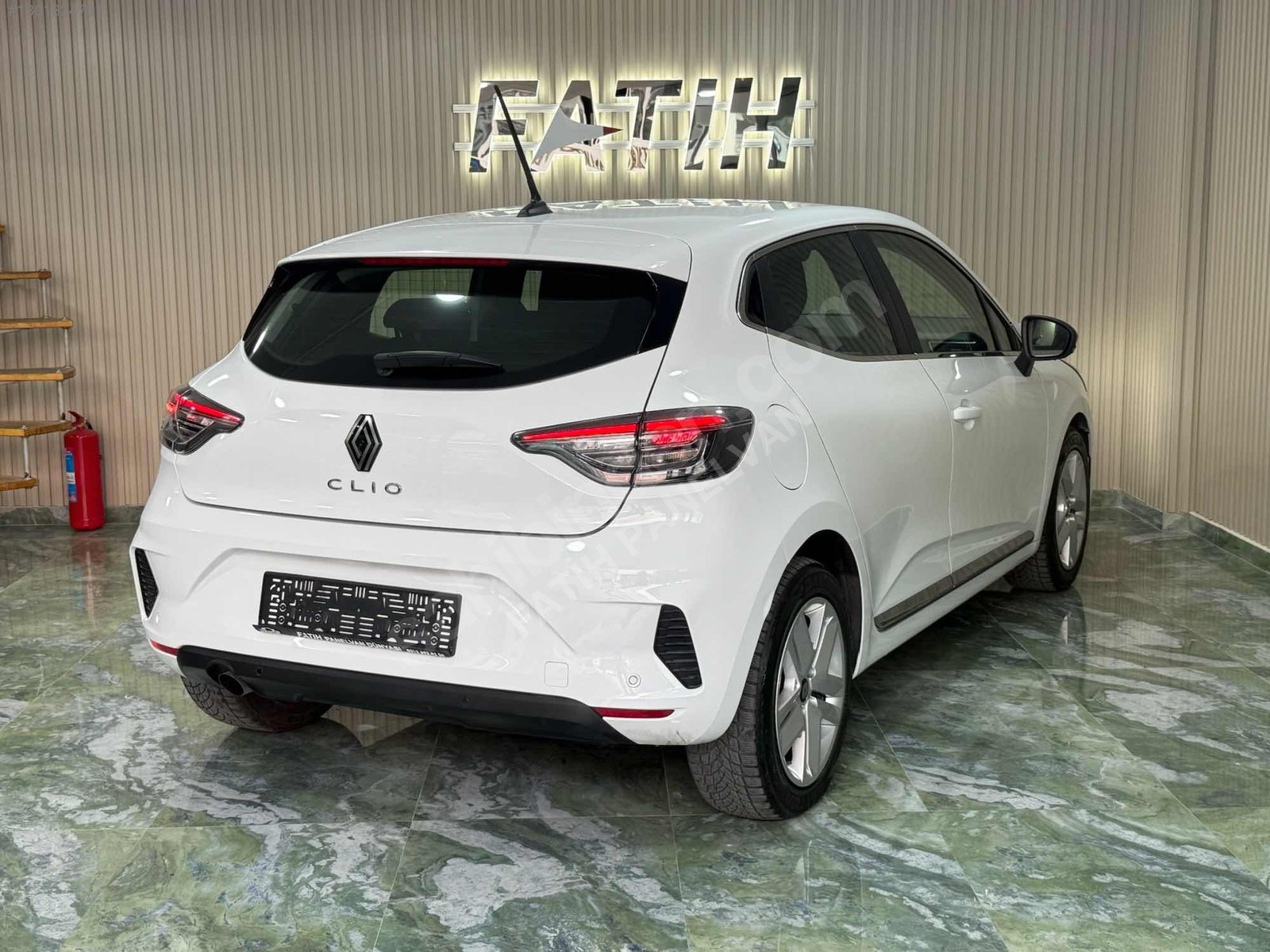 25OOO KM HATASIZ BOYASIZ 2024 CLIO EVOLUTION GSR 2 PKT % 20KDV