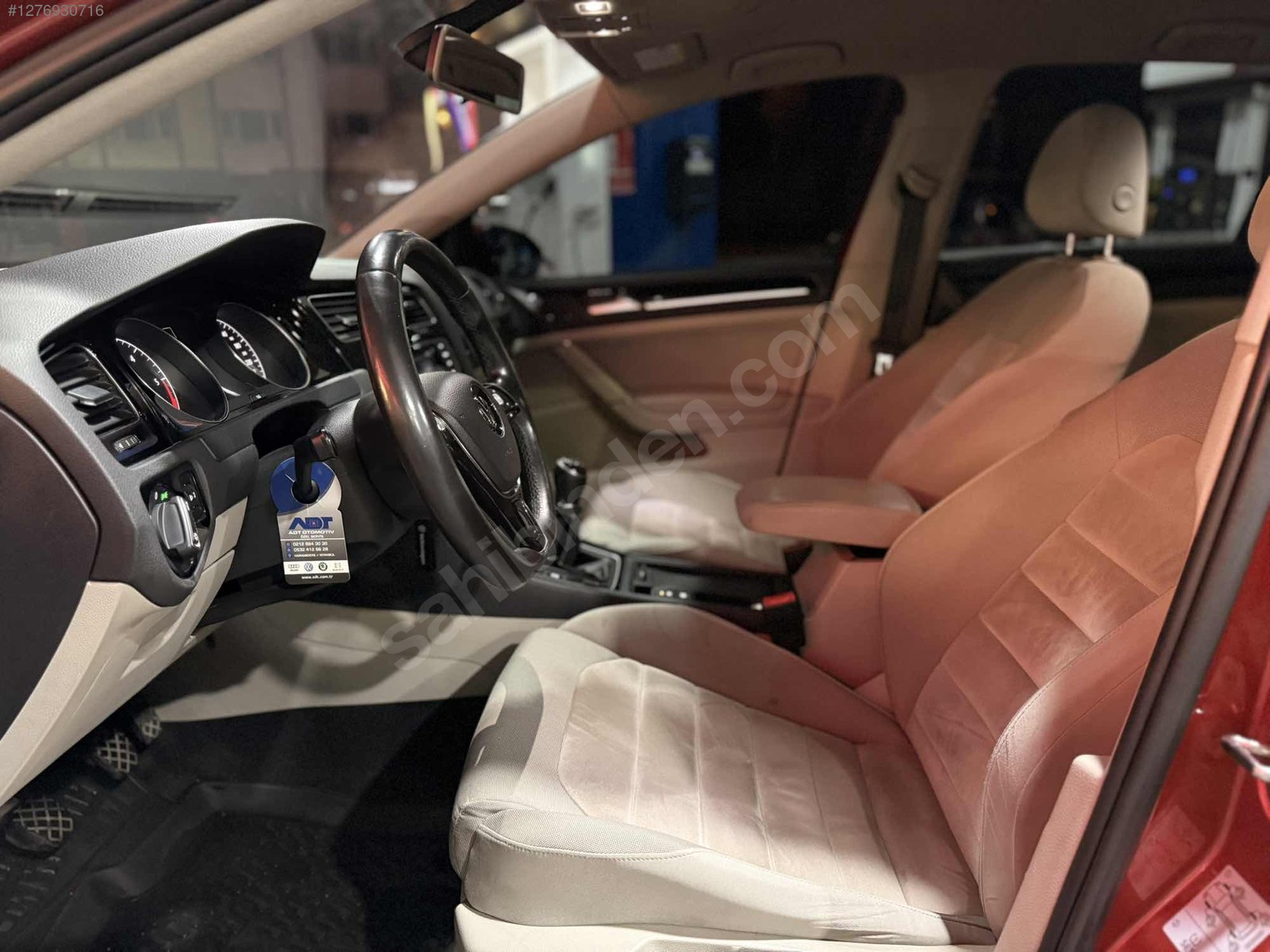 EMALSİZ TEMİZLİKTE GOLF7 DÜŞÜK KM LANSMAN RENGİ