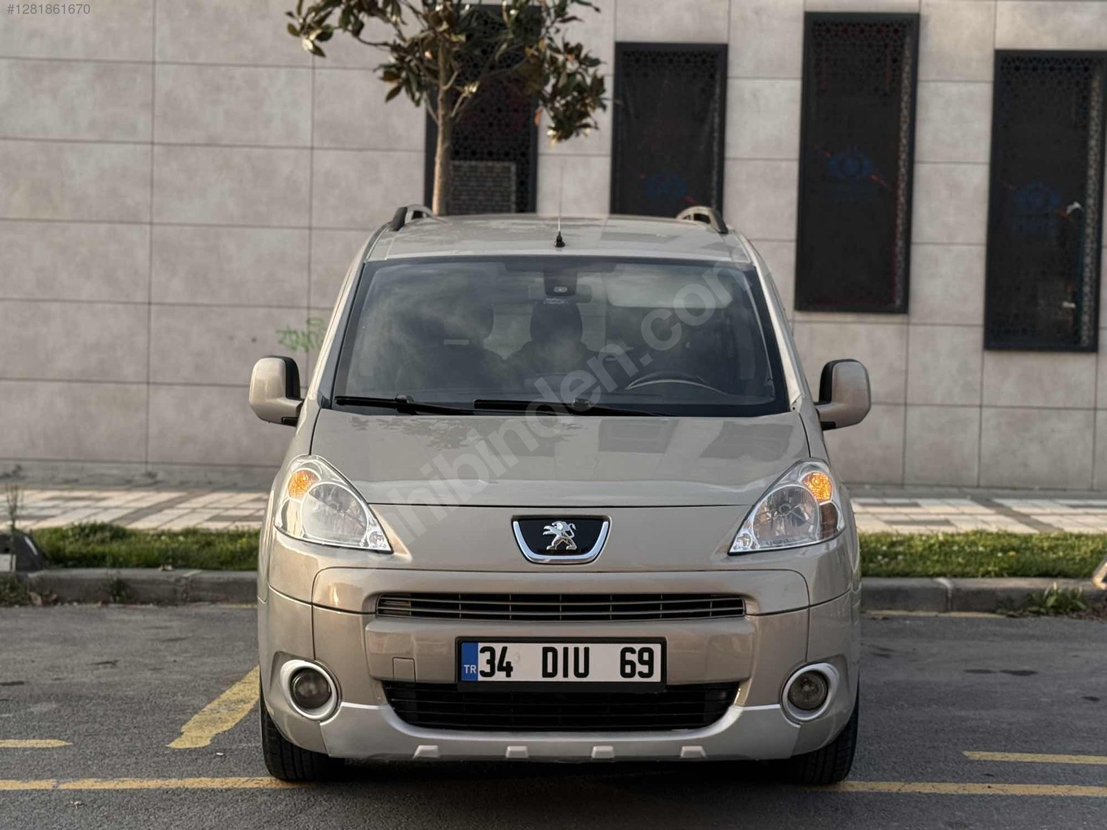 PEUGEOT PARTNER 1.6 HDI PREMİUM PACK BAKIMLI