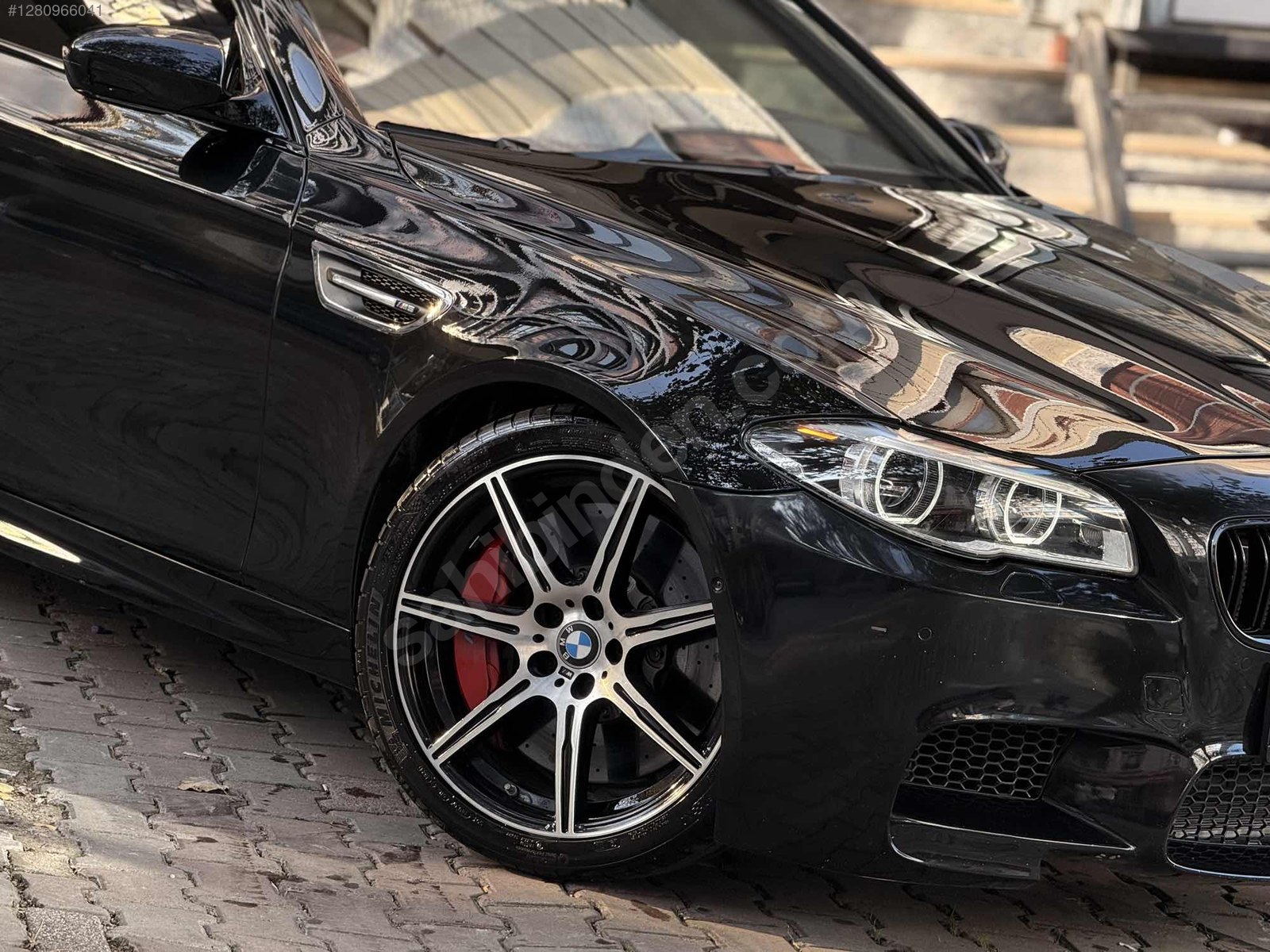 BMW M5 HATASIZ BOYASIZ HEAD UP+SOĞUTMA+VAKUM+KEYLESS
