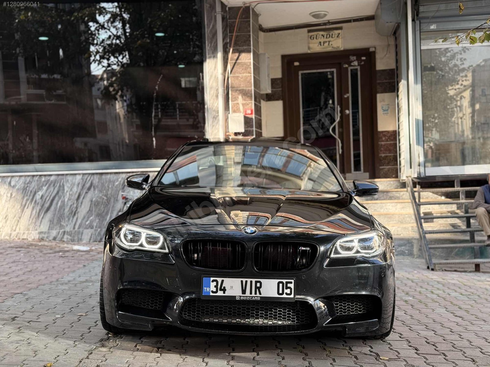 BMW M5 HATASIZ BOYASIZ HEAD UP+SOĞUTMA+VAKUM+KEYLESS
