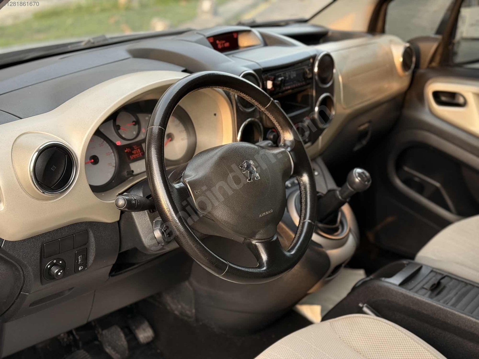 PEUGEOT PARTNER 1.6 HDI PREMİUM PACK BAKIMLI