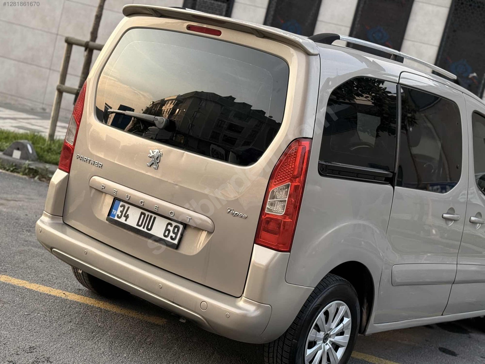 PEUGEOT PARTNER 1.6 HDI PREMİUM PACK BAKIMLI
