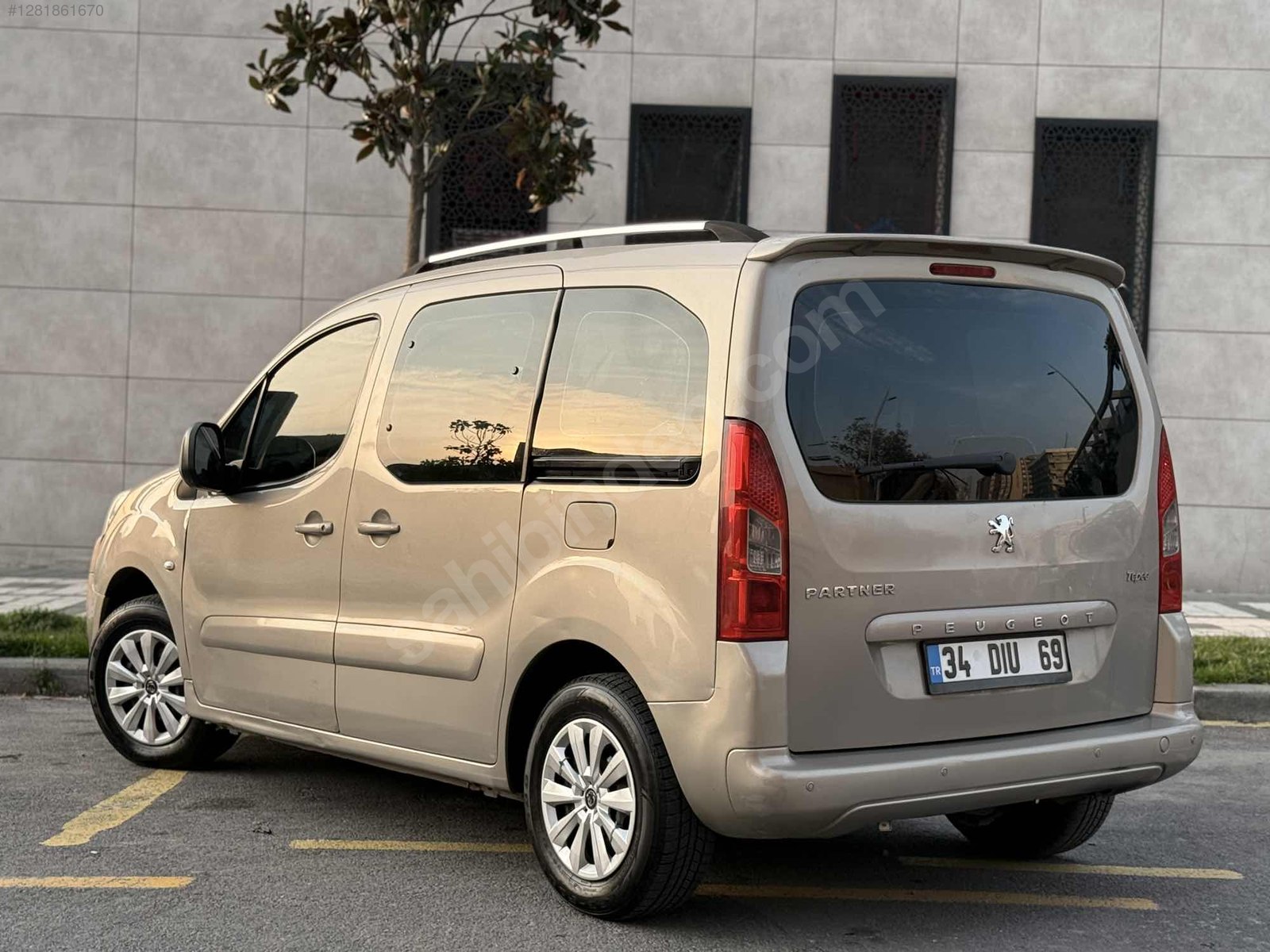 PEUGEOT PARTNER 1.6 HDI PREMİUM PACK BAKIMLI