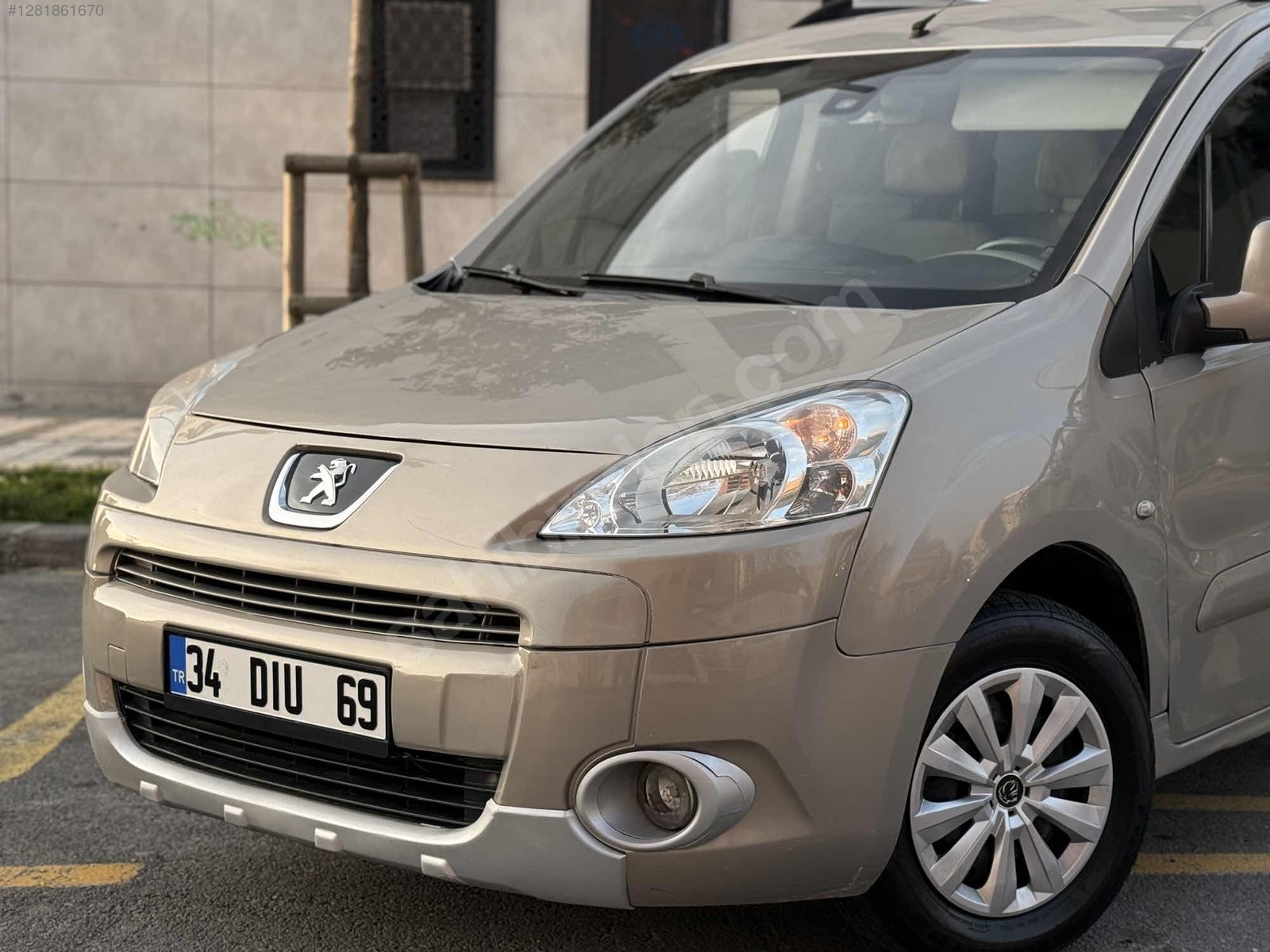 PEUGEOT PARTNER 1.6 HDI PREMİUM PACK BAKIMLI