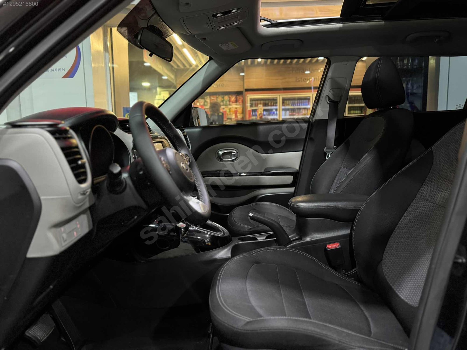 2017 KİA SOUL PREMİUM CAM TAVANLI DÜŞÜK KM OTOMATİK