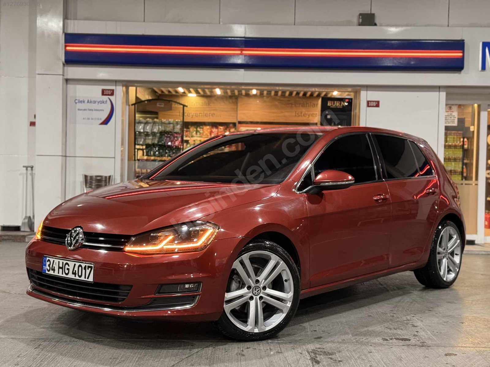EMALSİZ TEMİZLİKTE GOLF7 DÜŞÜK KM LANSMAN RENGİ