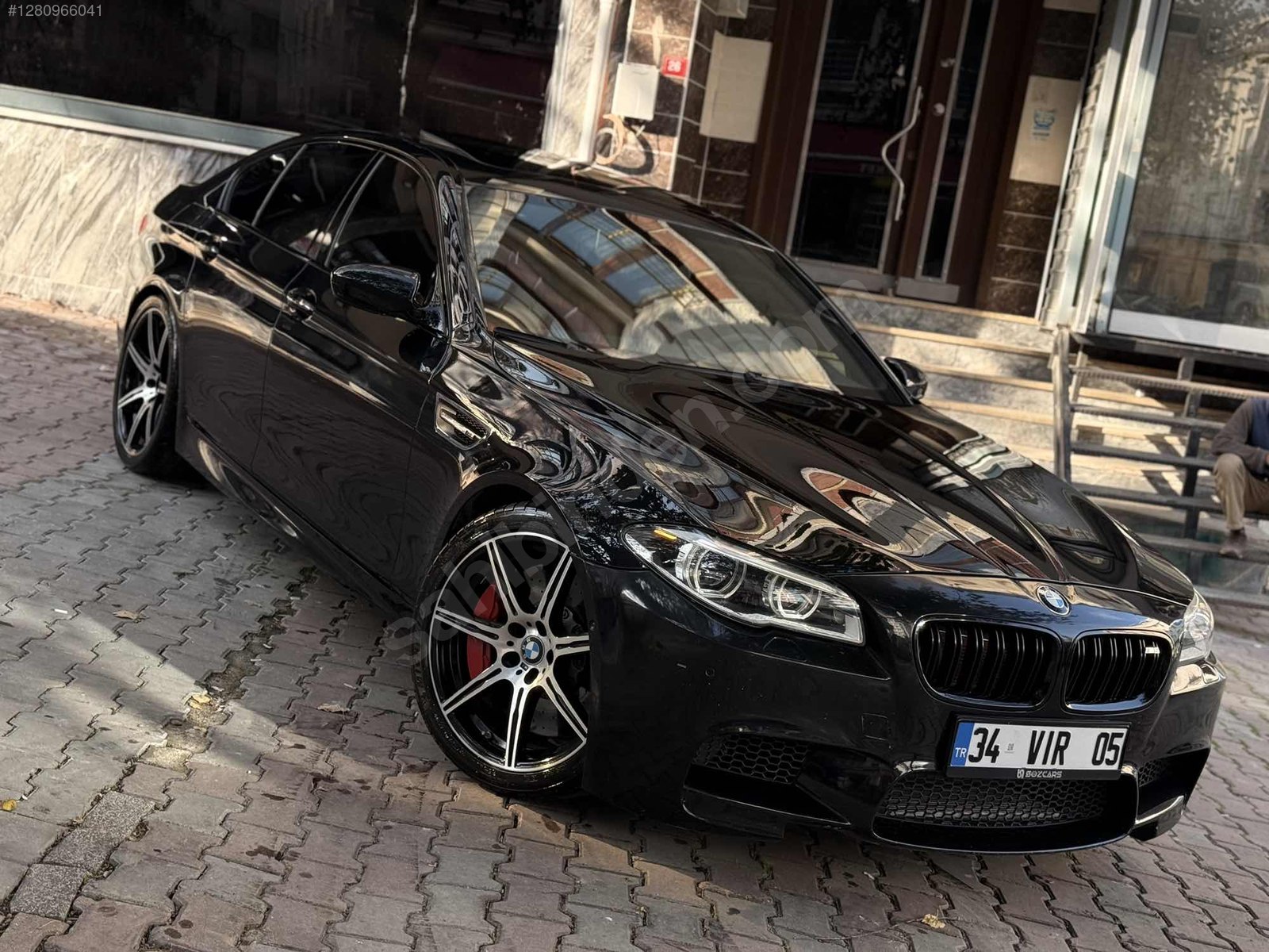 BMW M5 HATASIZ BOYASIZ HEAD UP+SOĞUTMA+VAKUM+KEYLESS