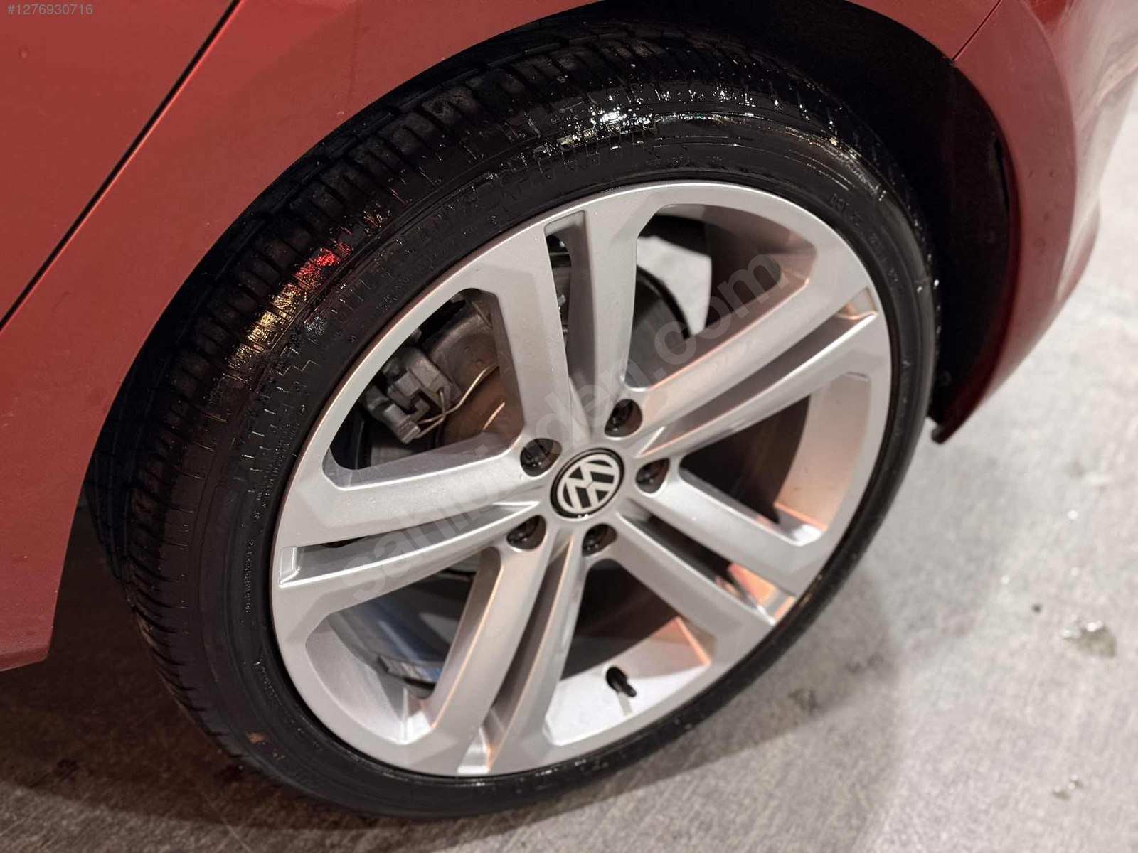 EMALSİZ TEMİZLİKTE GOLF7 DÜŞÜK KM LANSMAN RENGİ