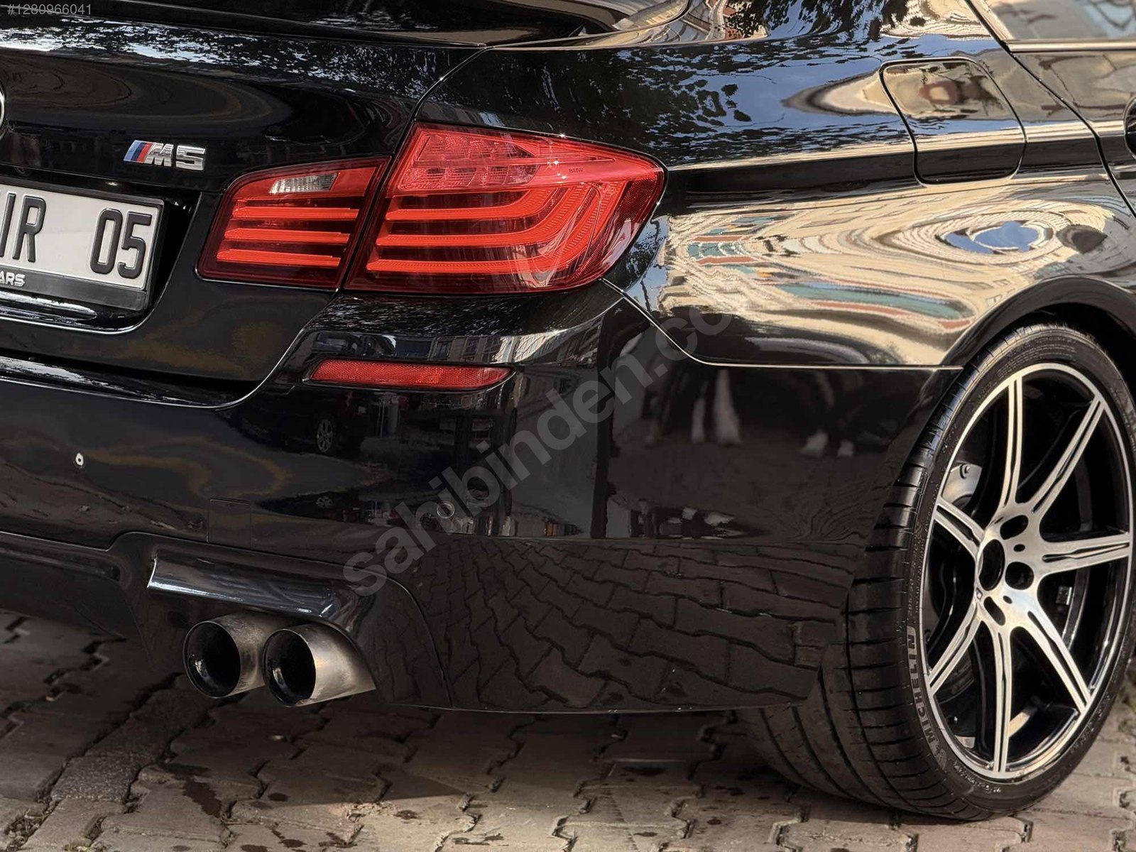 BMW M5 HATASIZ BOYASIZ HEAD UP+SOĞUTMA+VAKUM+KEYLESS