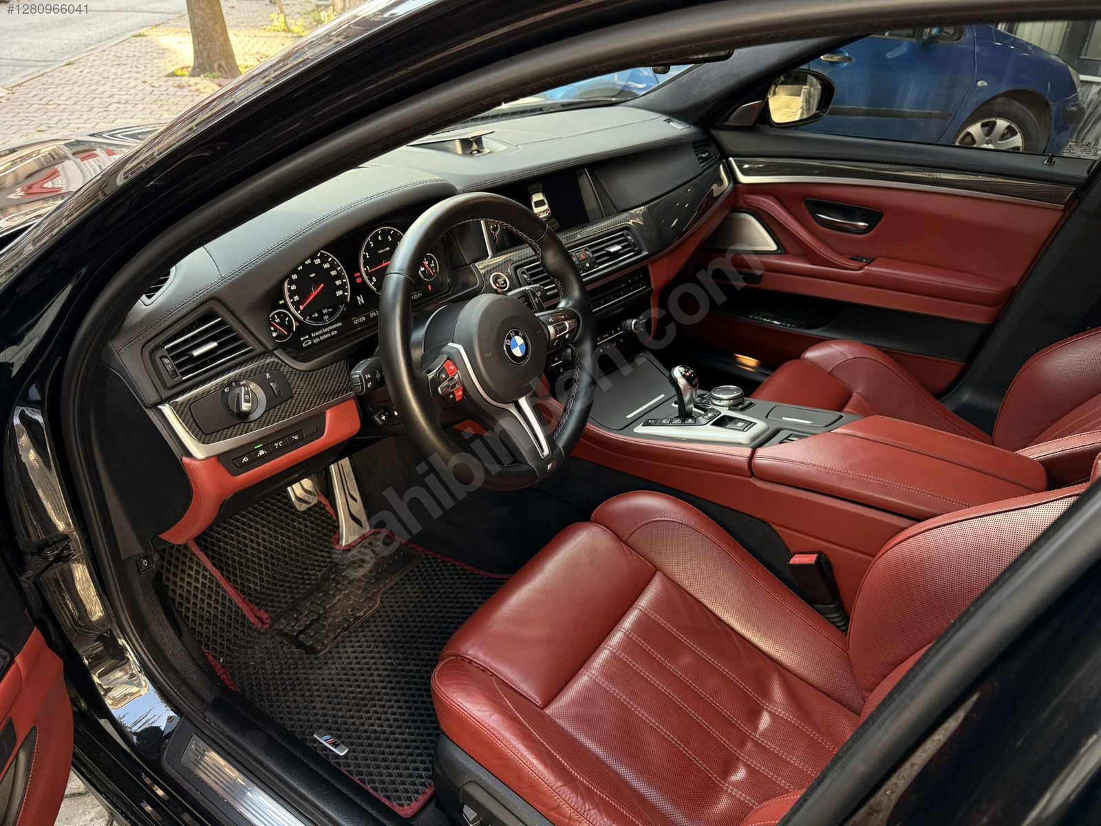 BMW M5 HATASIZ BOYASIZ HEAD UP+SOĞUTMA+VAKUM+KEYLESS