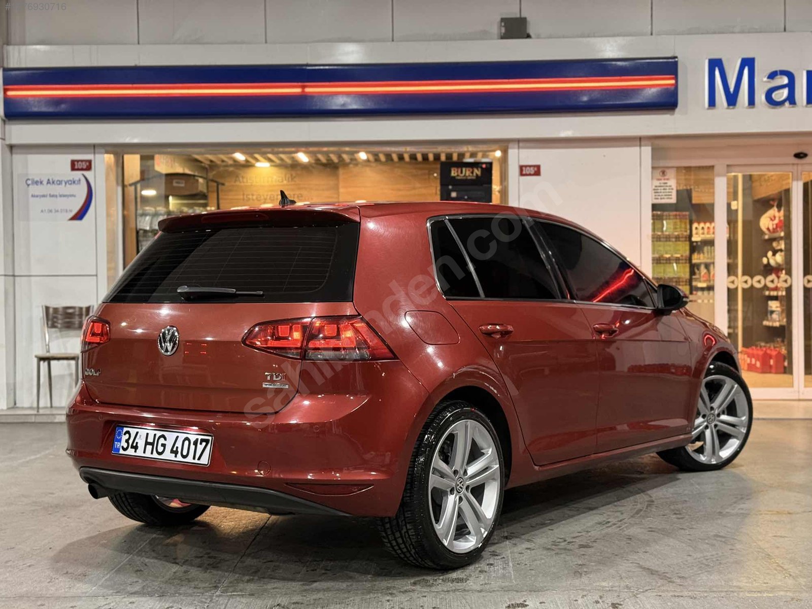 EMALSİZ TEMİZLİKTE GOLF7 DÜŞÜK KM LANSMAN RENGİ