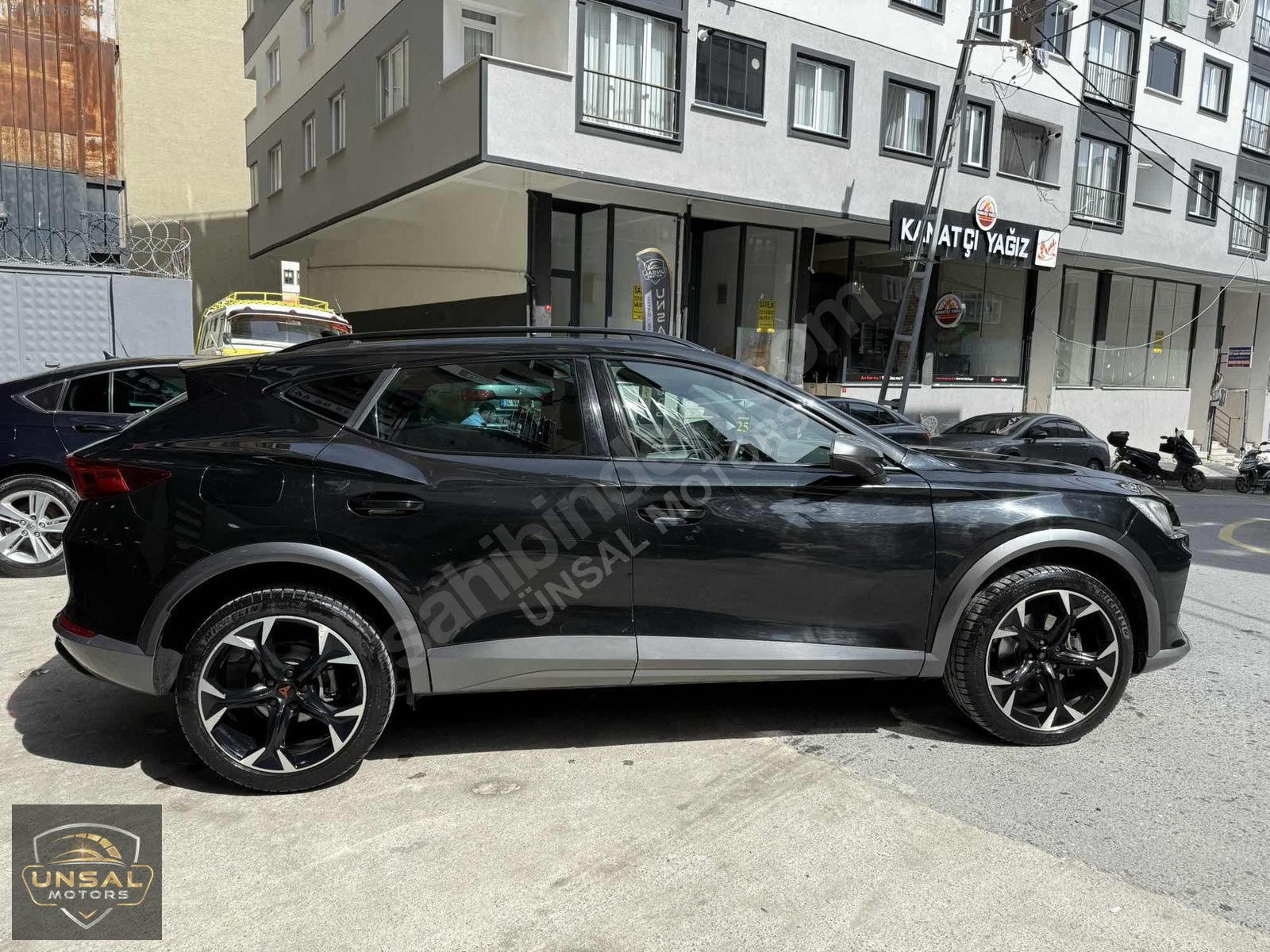 2022 CUPRA FORMENTOR