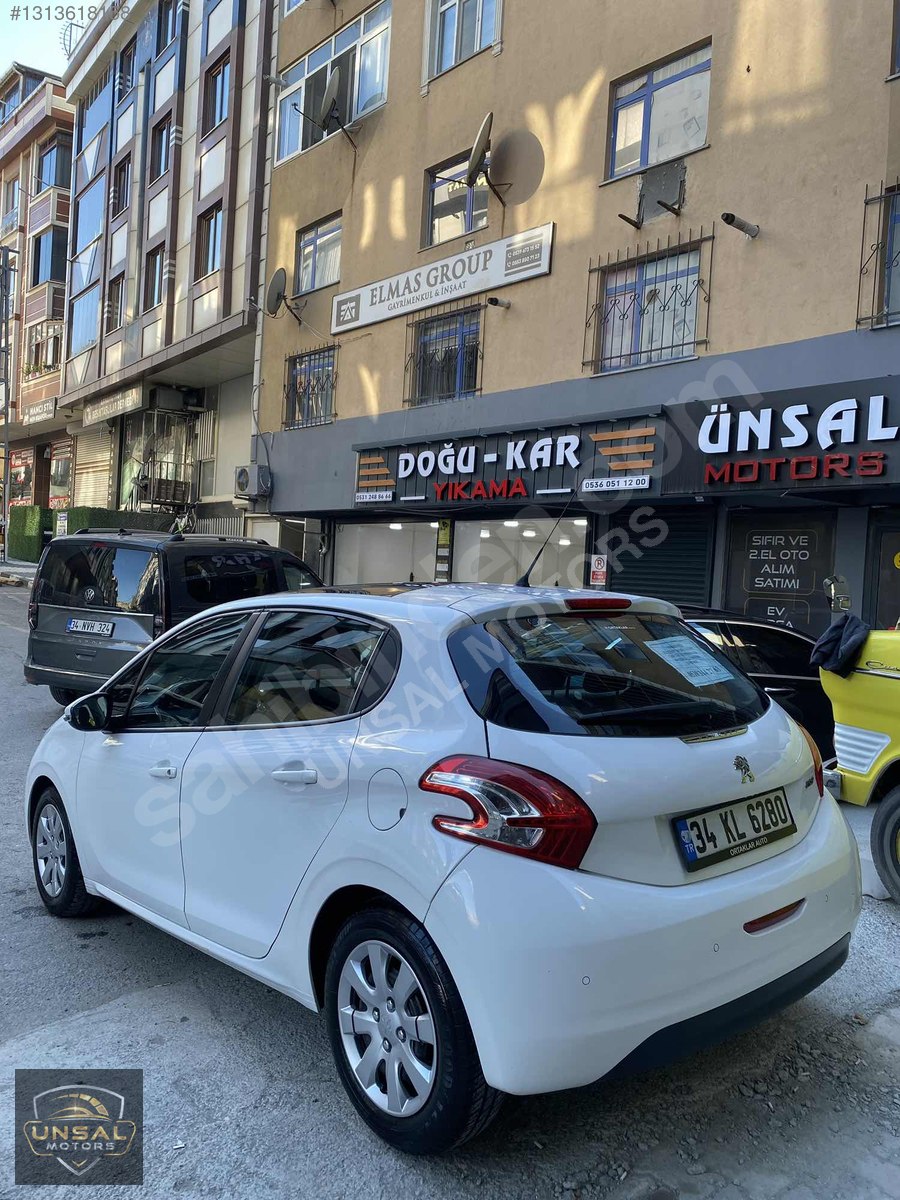 İKİNCİ SAHİBİNDEN TEMİZ 208 OTOMOTİK DÜŞÜK KM