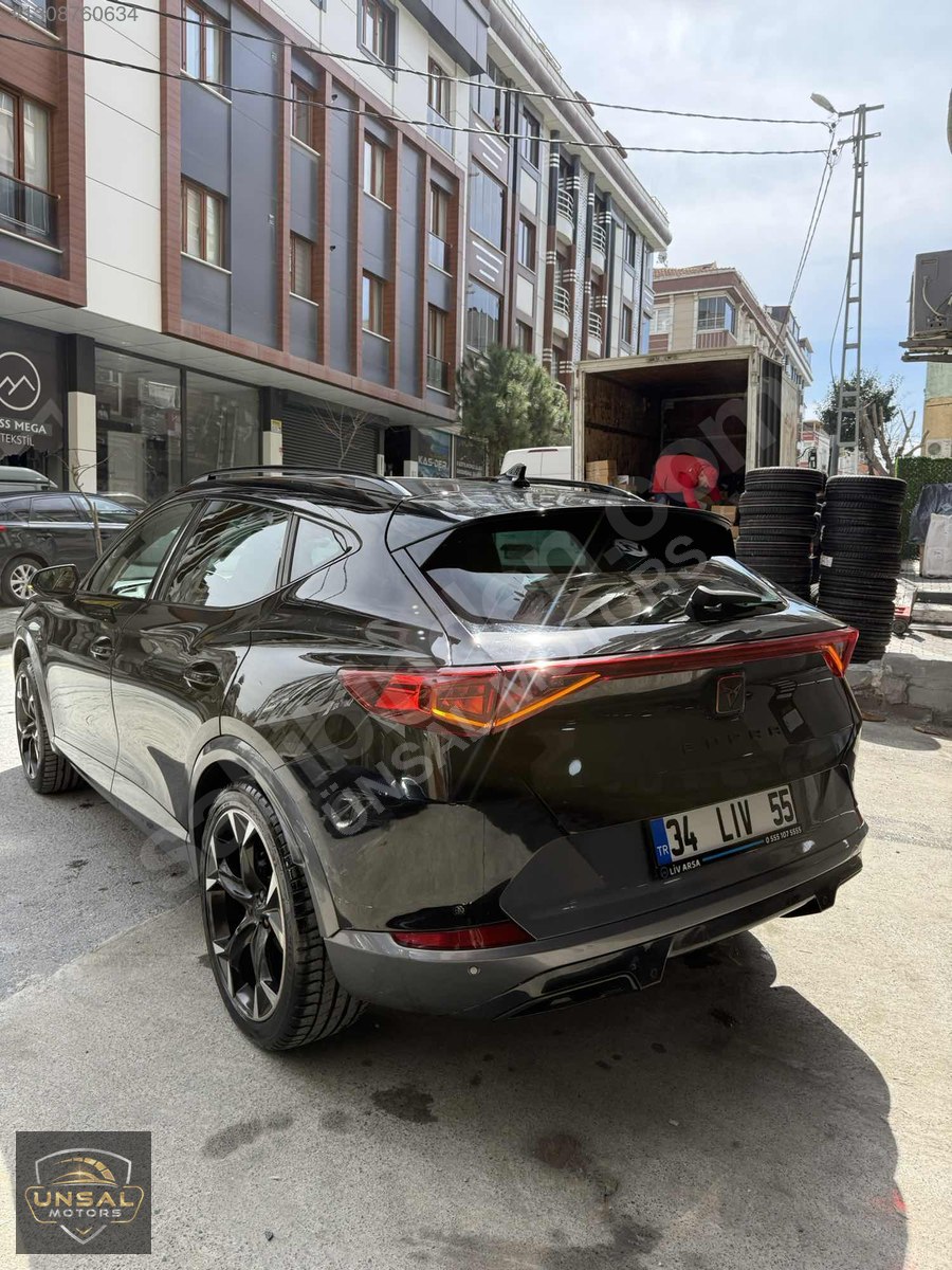 2022 CUPRA FORMENTOR