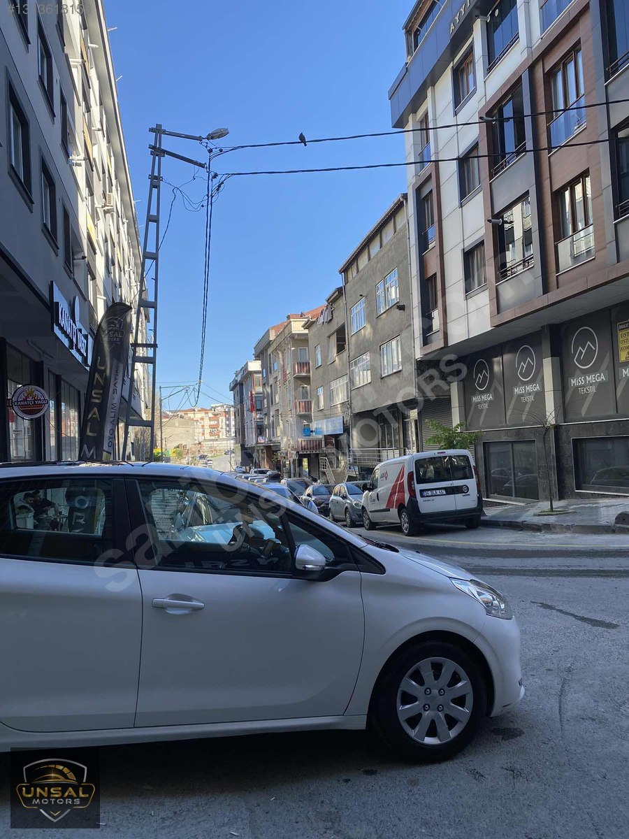 İKİNCİ SAHİBİNDEN TEMİZ 208 OTOMOTİK DÜŞÜK KM