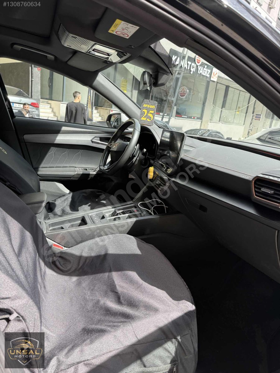 2022 CUPRA FORMENTOR