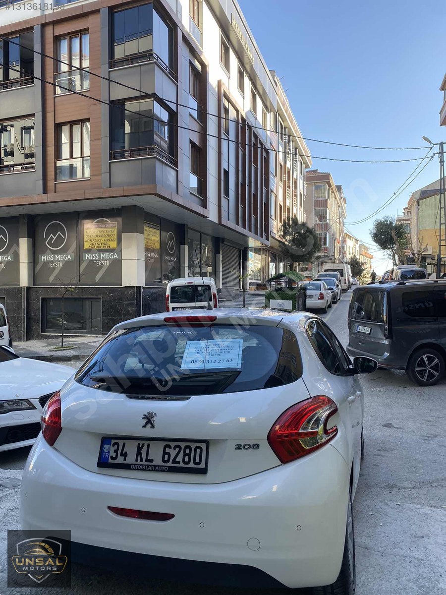 İKİNCİ SAHİBİNDEN TEMİZ 208 OTOMOTİK DÜŞÜK KM