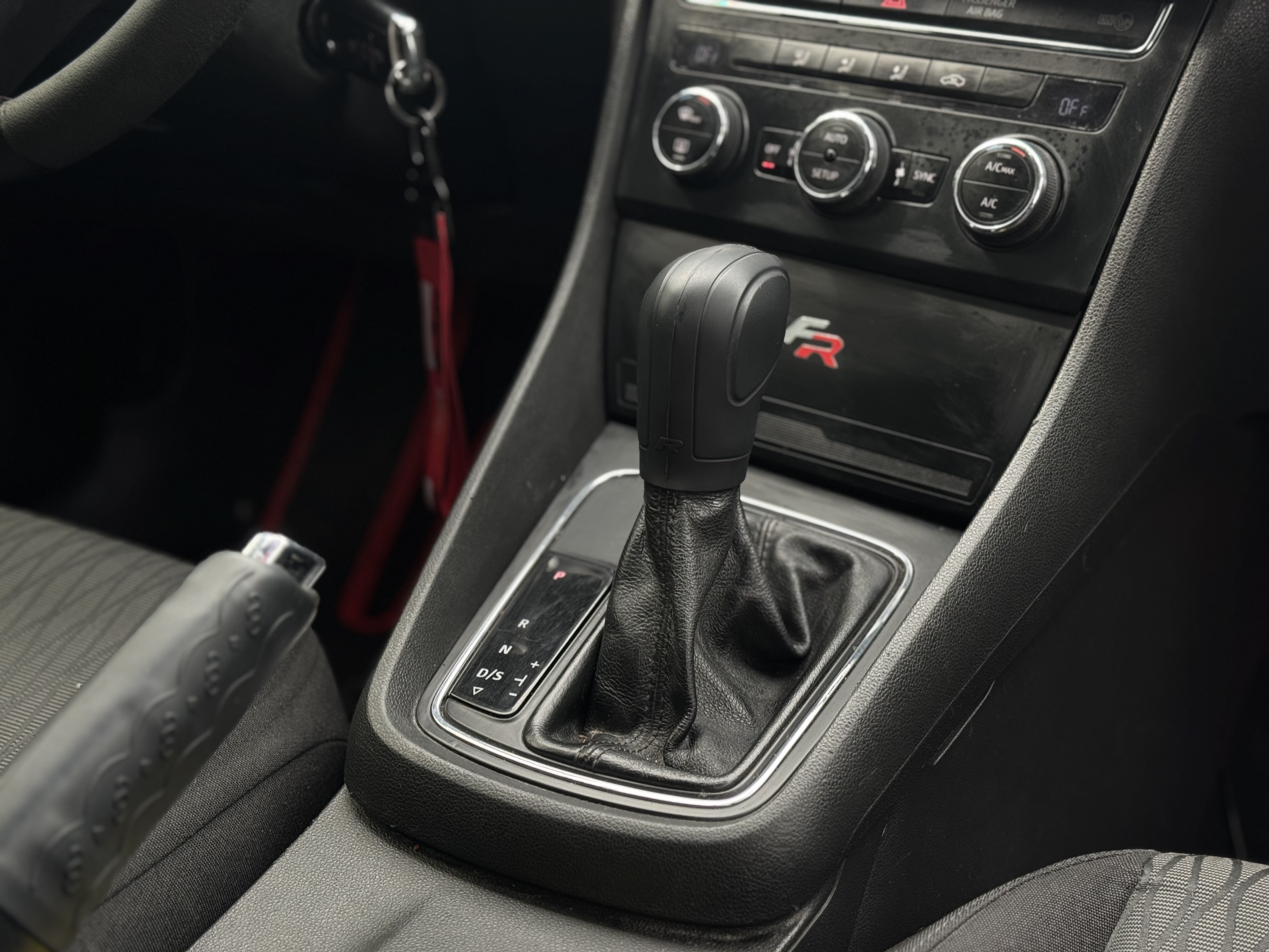 OTOMATİK 1.6 DİZEL LEON FR DÖNÜŞÜM