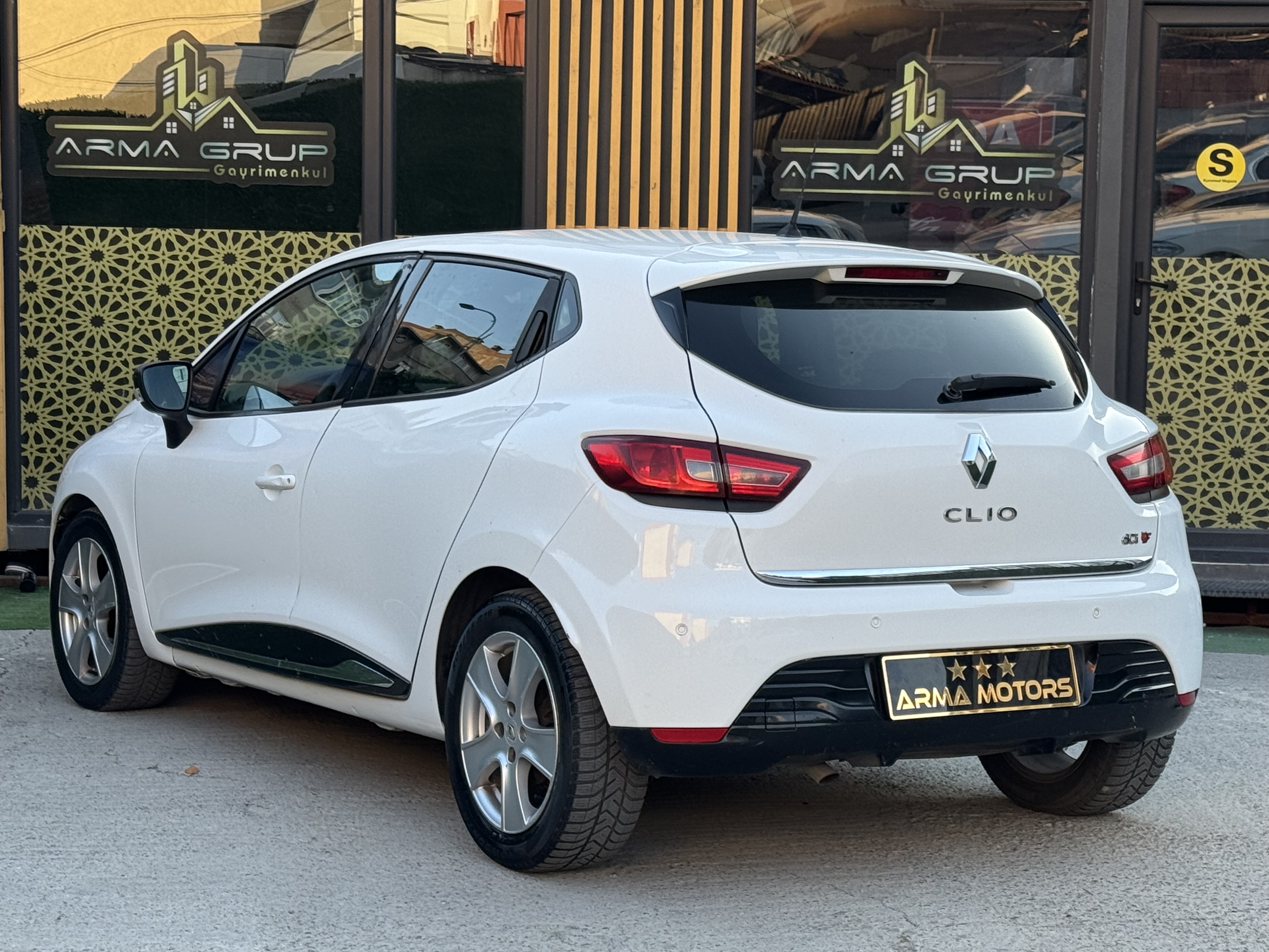 OTOMATİK DİZEL CLİO 