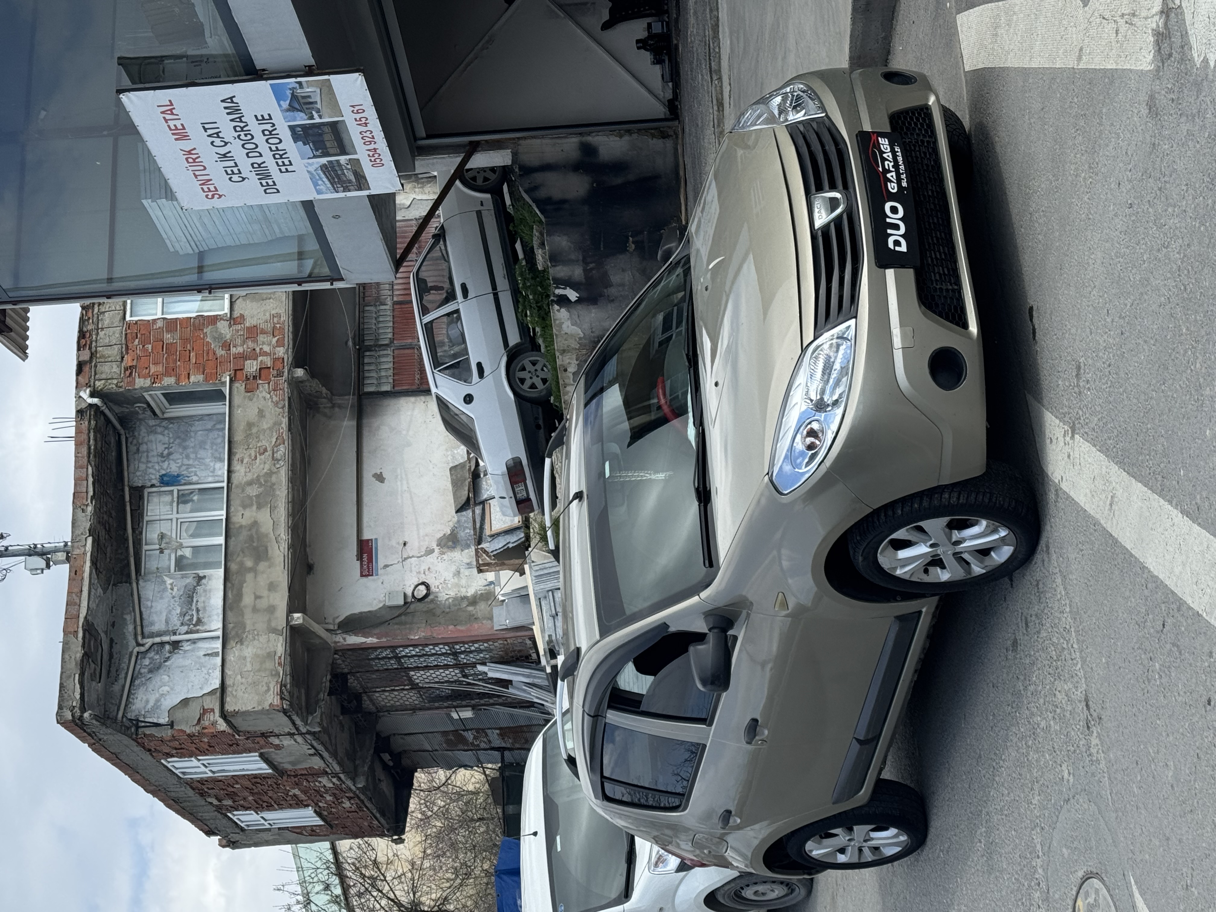 DACİA SANDERO YOK PARASINA