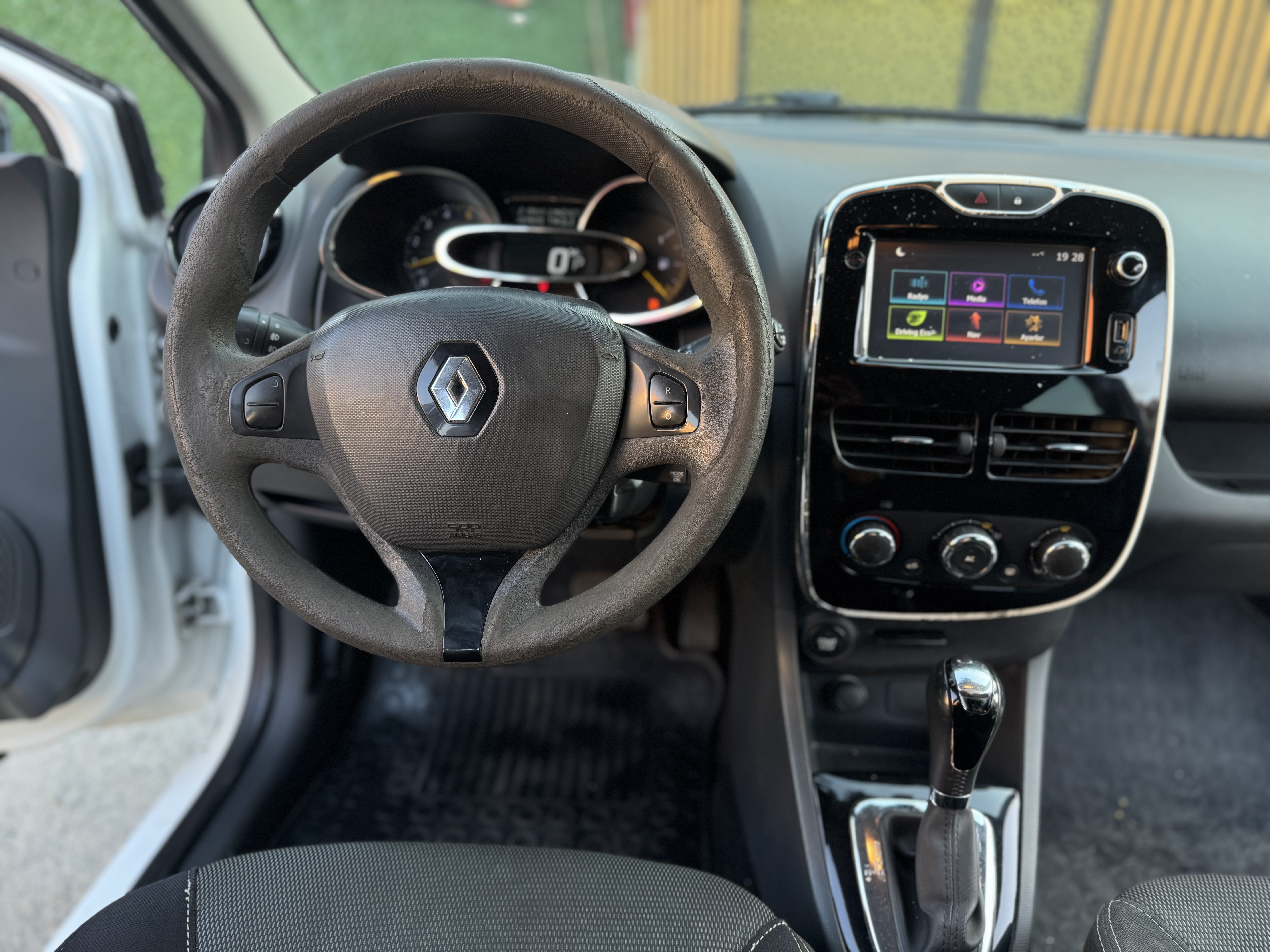 OTOMATİK DİZEL CLİO 