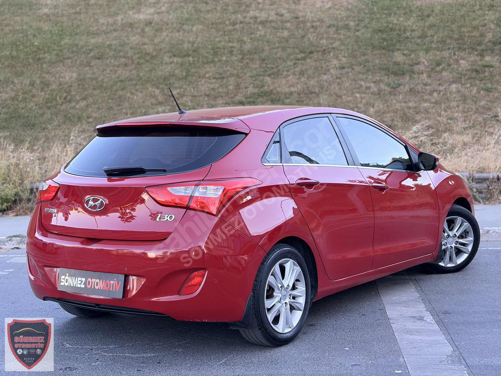 2012 HYUNDAİ İ30 1.6 CRDİ STYLE OTOMATİK ELDEN SENETLE TAKSİTLİ ARAÇ S