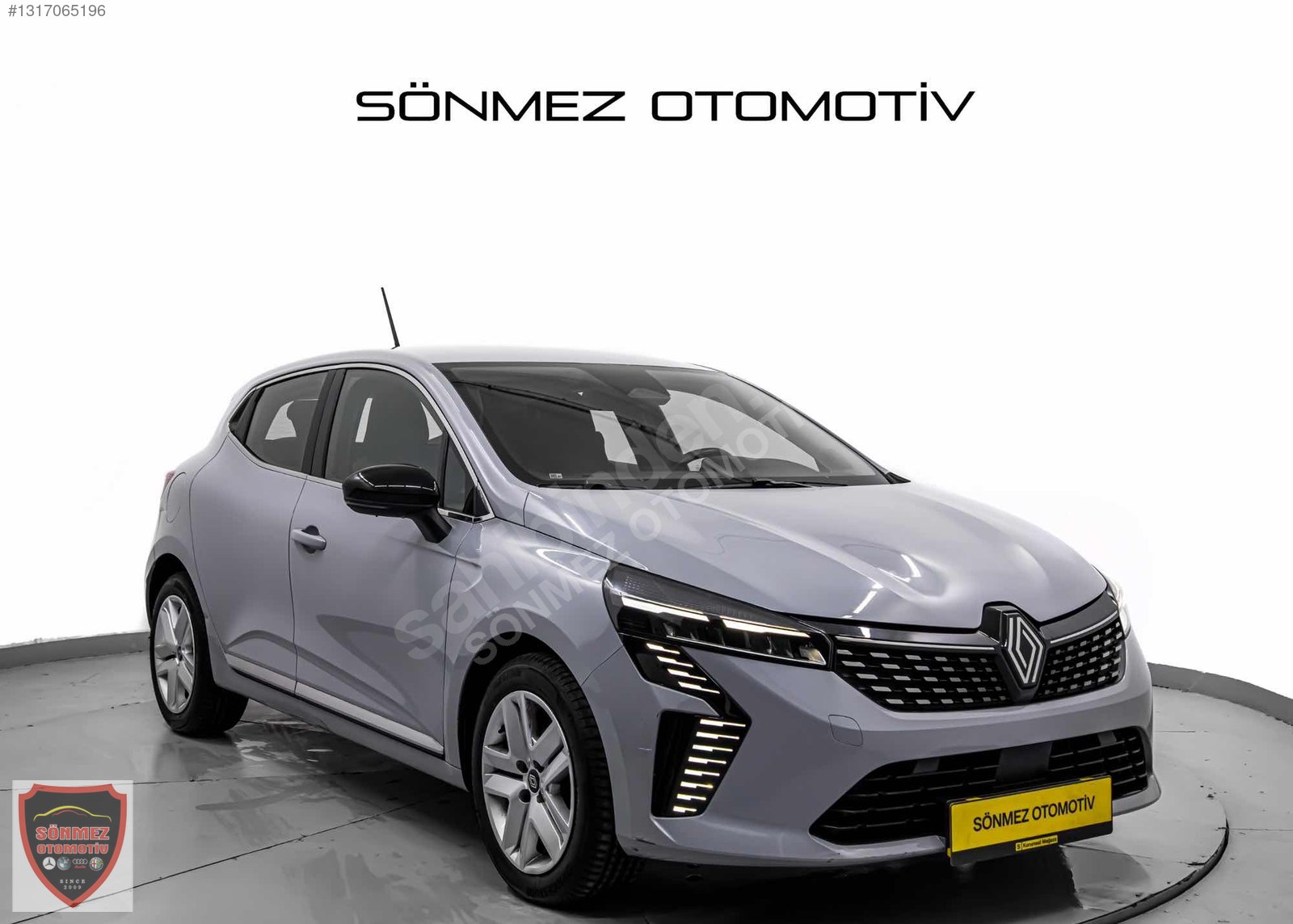 2025 CLİO 1.0TCE EVOLUTİON GSR HATASIZ BOYASIZ 26.000KM ELDEN SENETLE