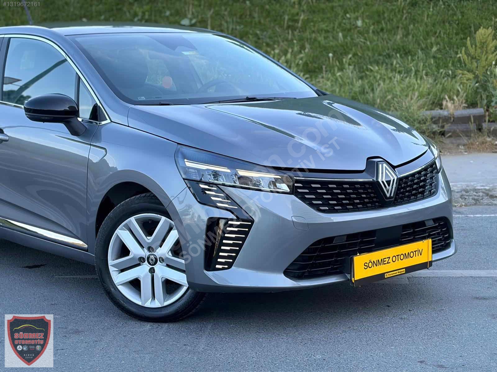 2025 CLİO 1.0TCE EVOLUTİON GSR HATASIZ 20.000KM ELDEN SENETLE TAKSİTLİ